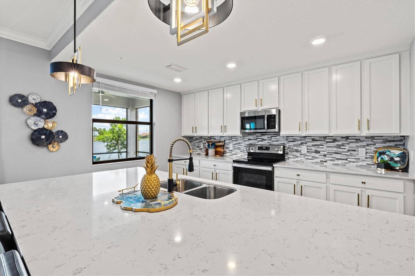 10808 TARFLOWER DRIVE, #102, Venice, FL 34293 10808 TARFLOWER DRIVE, #102, Venice, FL 34293