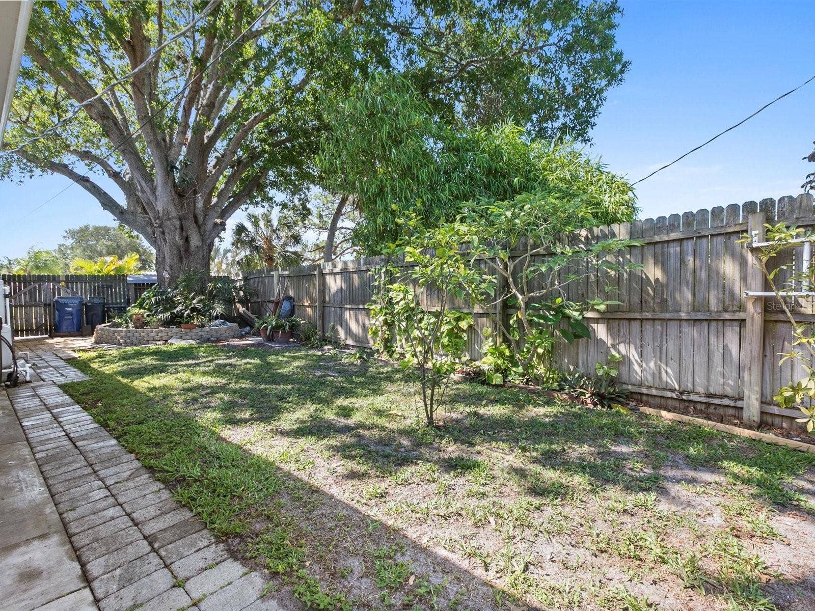 596 CARMEL ROAD, Venice, FL 34293 596 CARMEL ROAD, Venice, FL 34293