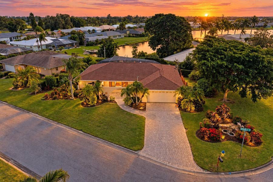 Property photo for 998 GONDOLA COURT, Venice, FL