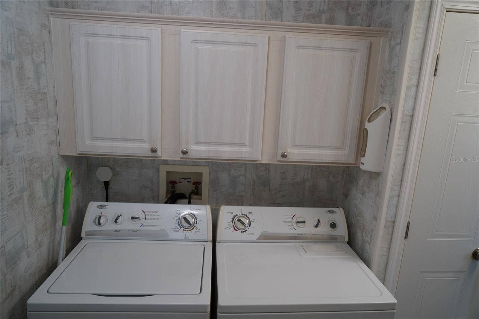 720 ROMA ROAD, Venice, FL 34285