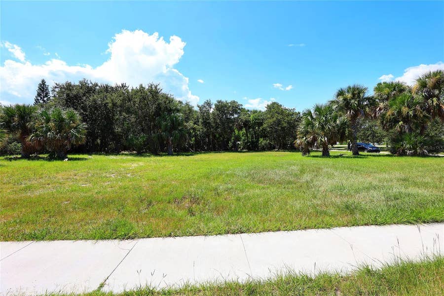 Property photo for 102 DESOTO DRIVE, New Smyrna Beach, FL