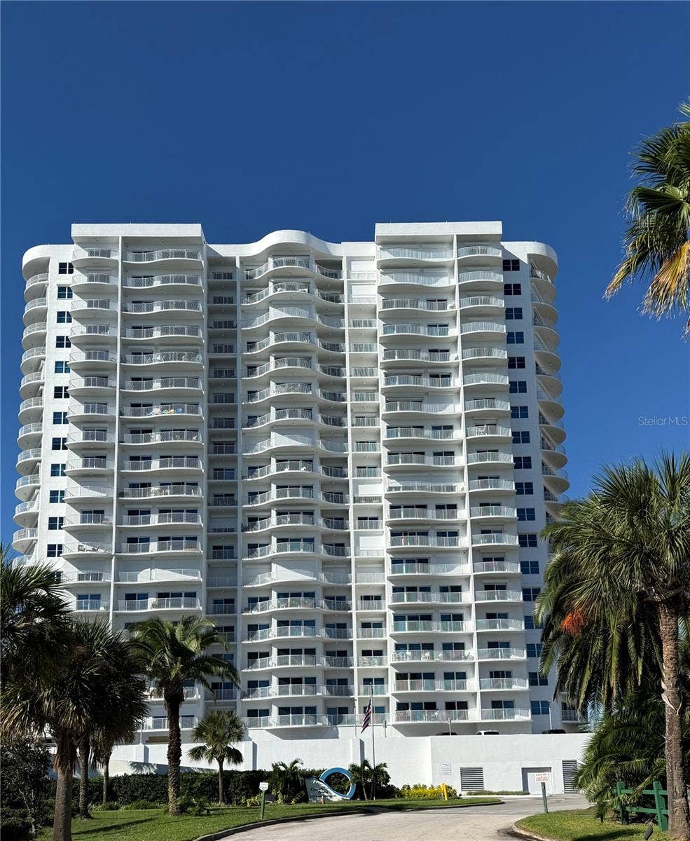 2 OCEANS WEST BOULEVARD, #702, Daytona Beach, FL 32118 2 OCEANS WEST BOULEVARD, #702, Daytona Beach, FL 32118