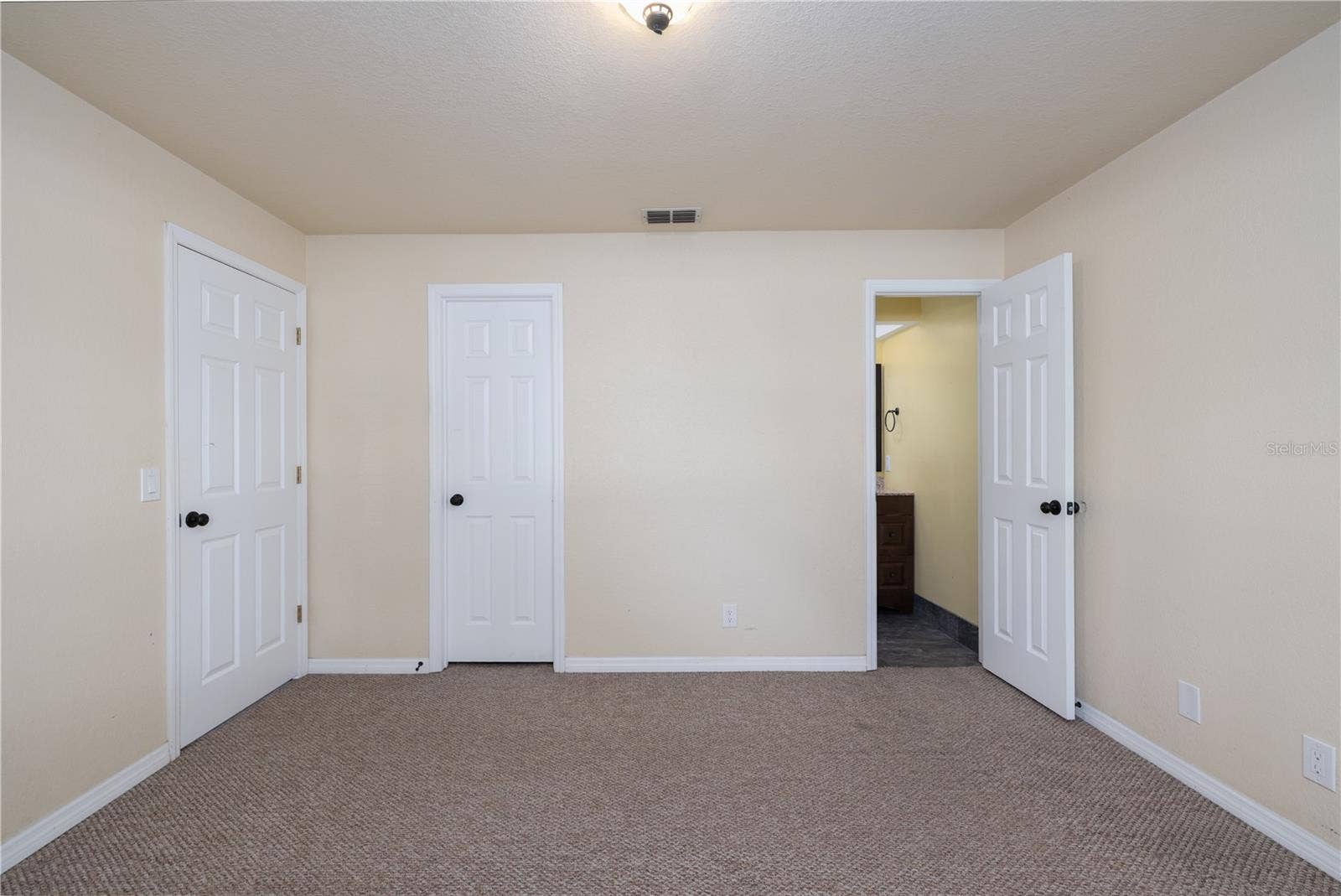 600 ENGLISH OAKS DRIVE, Port Orange, FL 32127