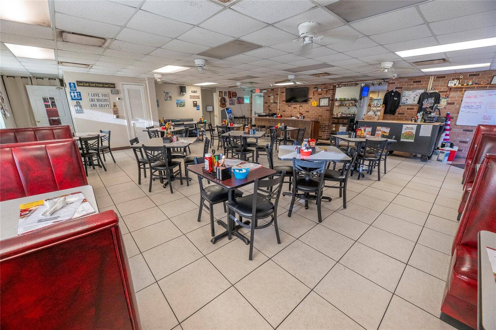 966 REED CANAL ROAD, South Daytona, FL 32119 Main Dining Rm