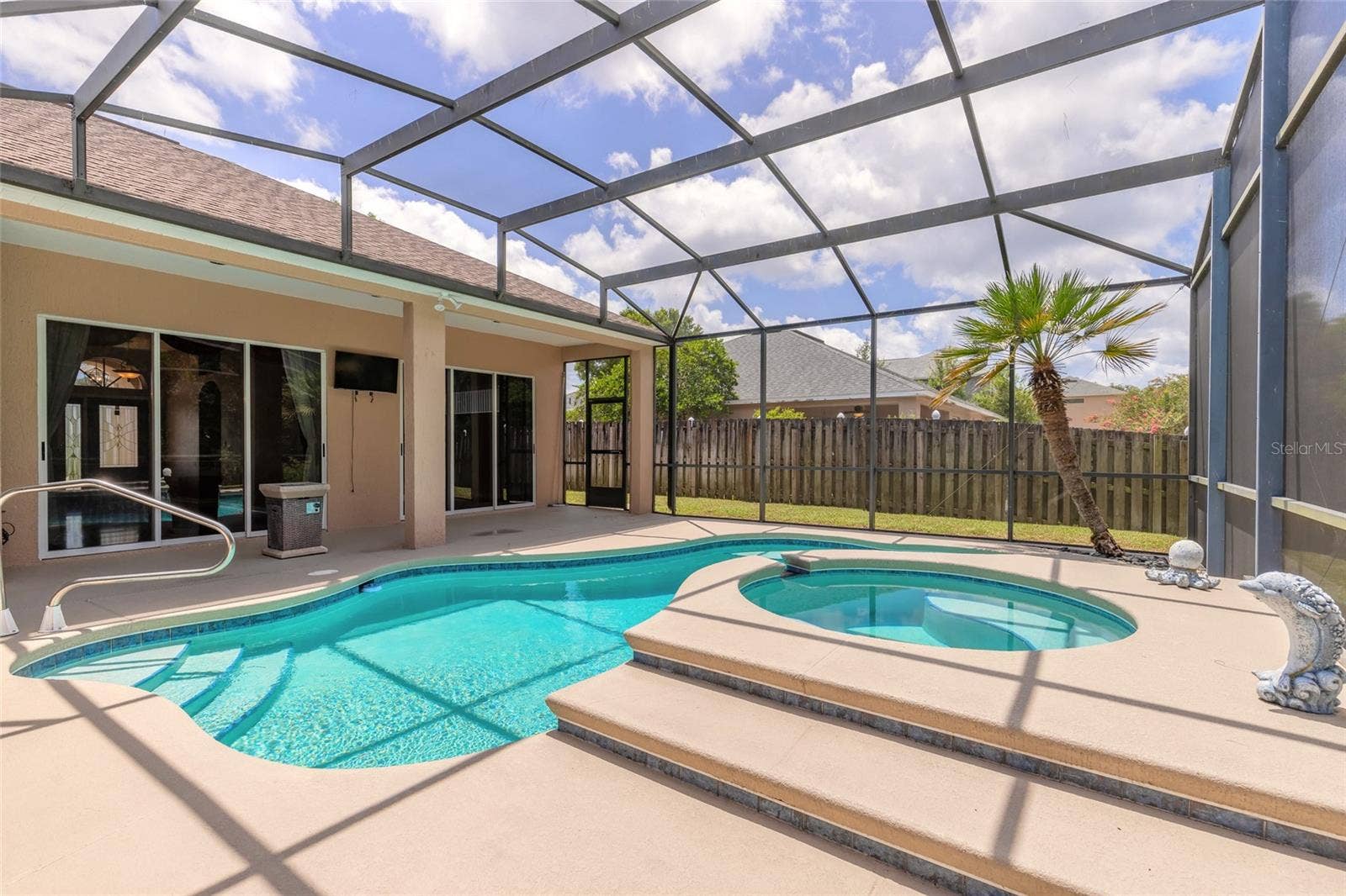 Pool, Hot Tub and Lanai