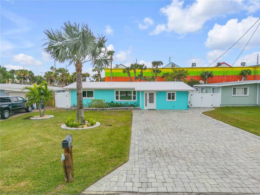 Property photo for 921 E 2ND AVENUE, New Smyrna Beach, FL