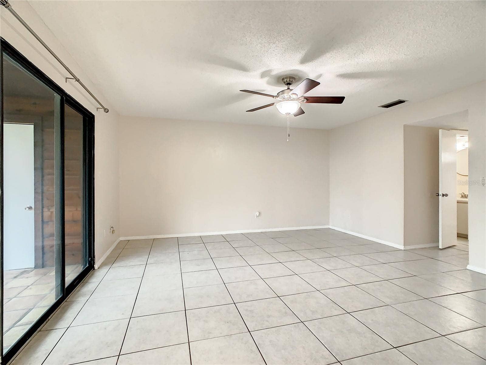 232 N RIDGEWOOD AVENUE, #G41, Edgewater, FL 32132 232 N RIDGEWOOD AVENUE, #G41, Edgewater, FL 32132