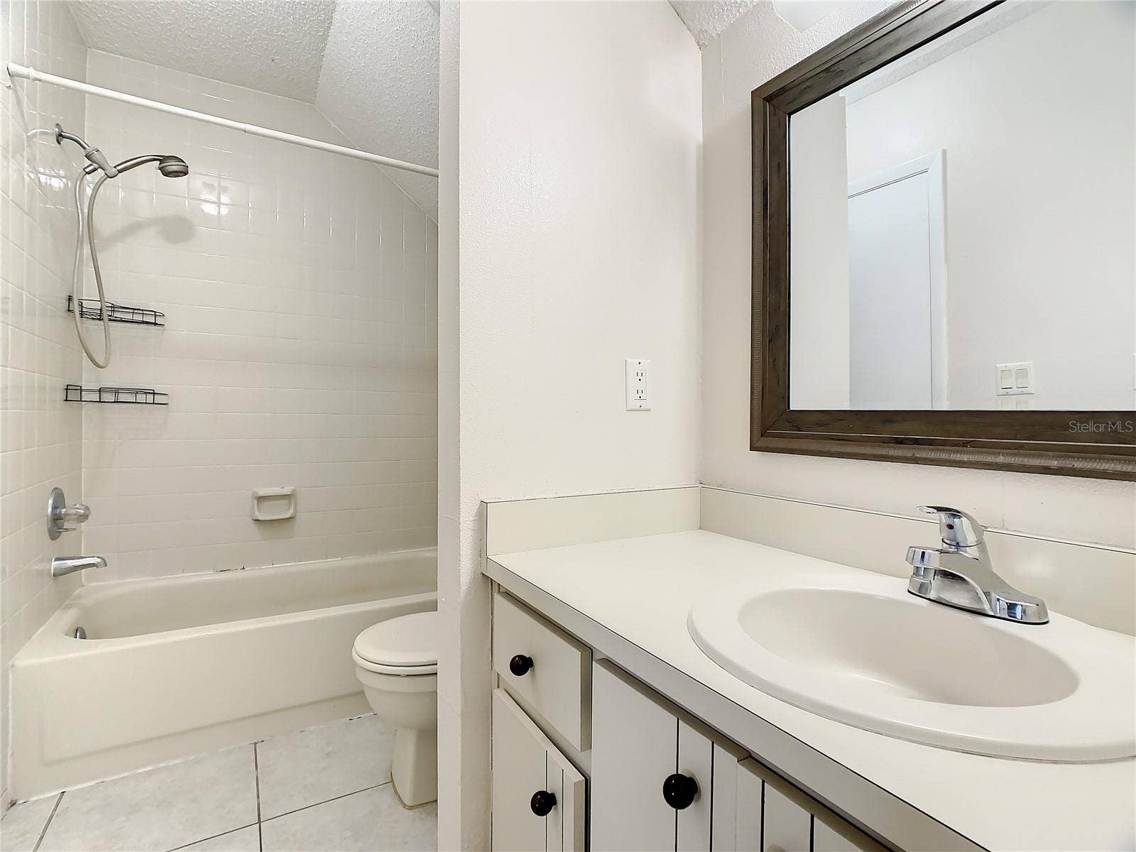 232 N RIDGEWOOD AVENUE, #G41, Edgewater, FL 32132 232 N RIDGEWOOD AVENUE, #G41, Edgewater, FL 32132