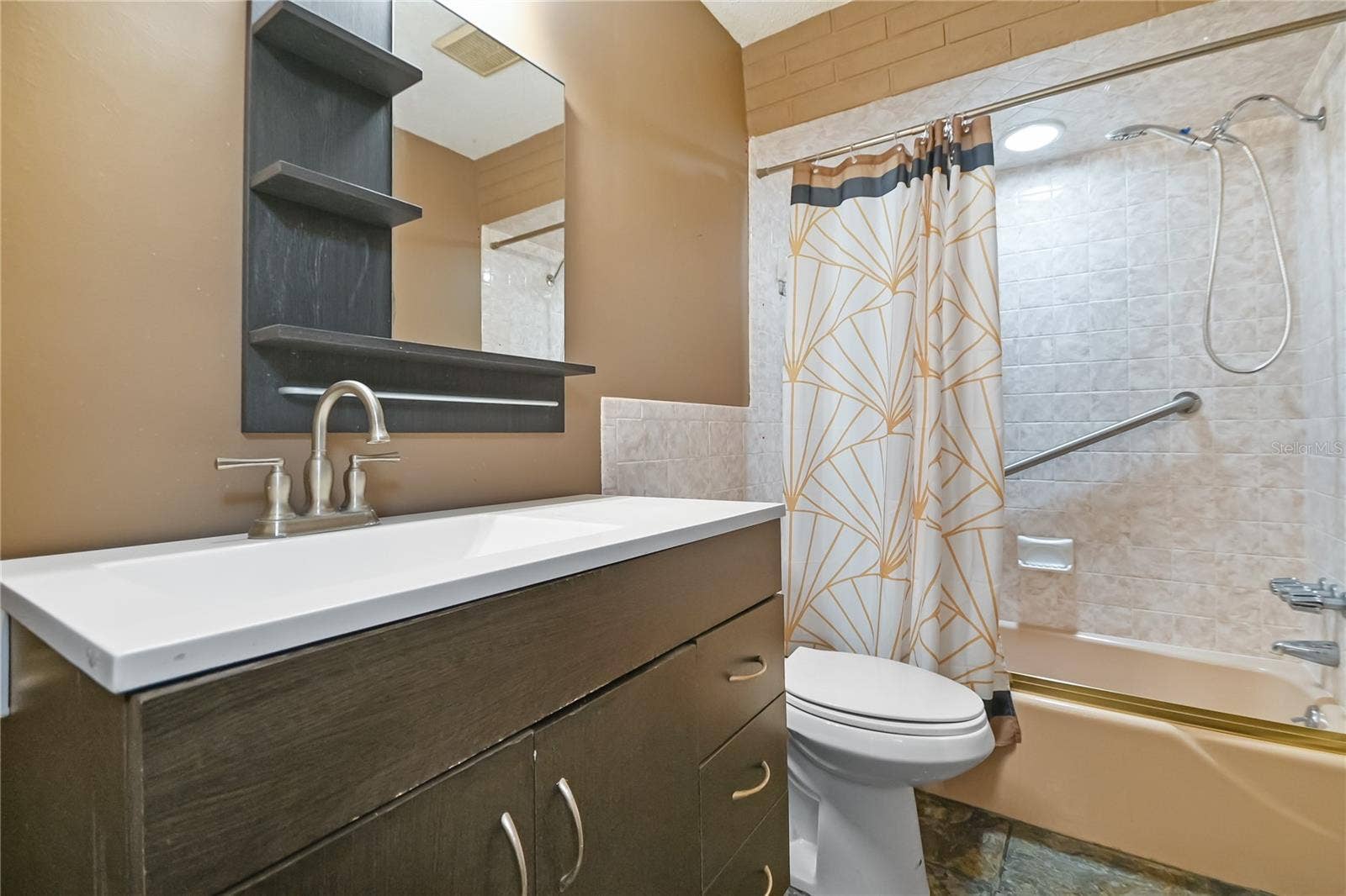 5820 RIVERSIDE DRIVE, Port Orange, FL 32127 Guest Bathroom.