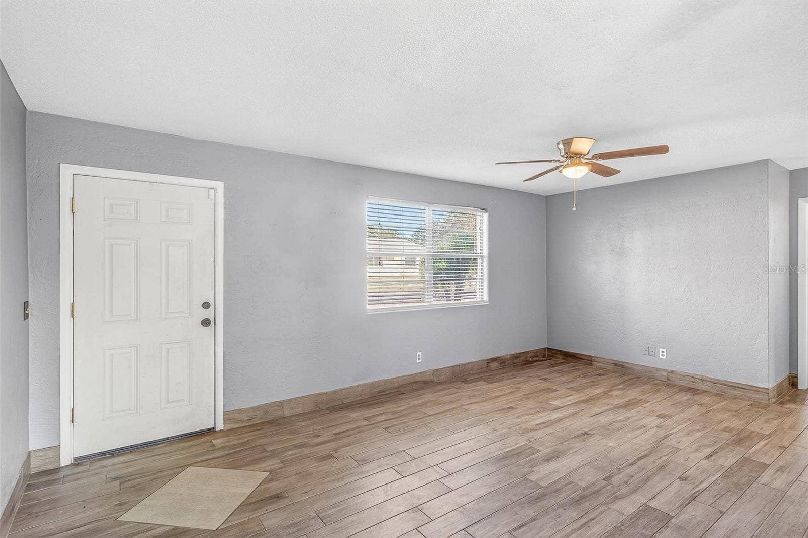 1806 JAMES STREET, South Daytona, FL 32119 1806 JAMES STREET, South Daytona, FL 32119