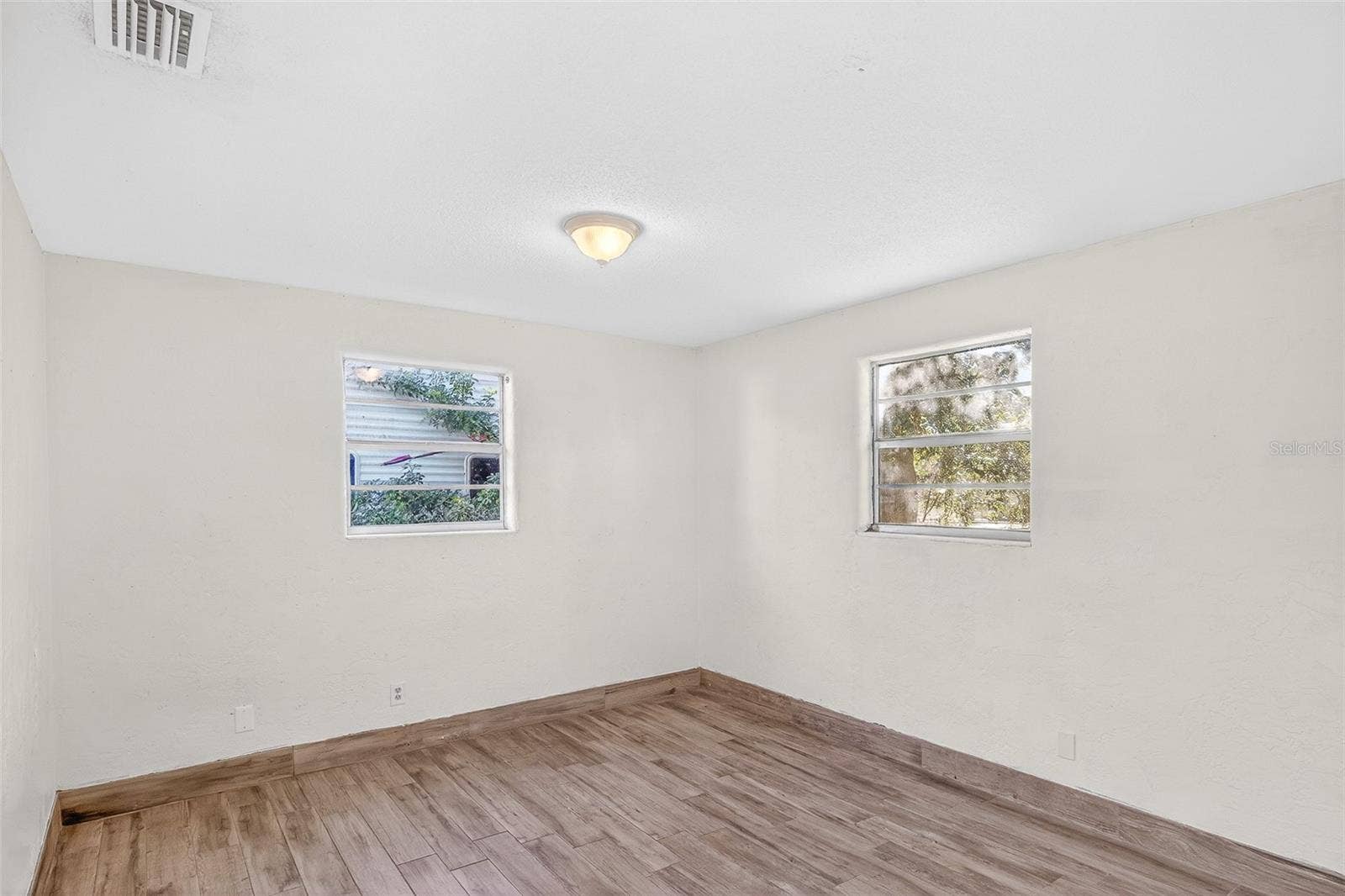 1806 JAMES STREET, South Daytona, FL 32119 1806 JAMES STREET, South Daytona, FL 32119