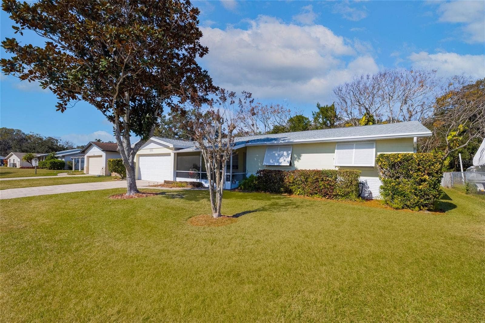 692 GASLIGHT DRIVE, South Daytona, FL 32119