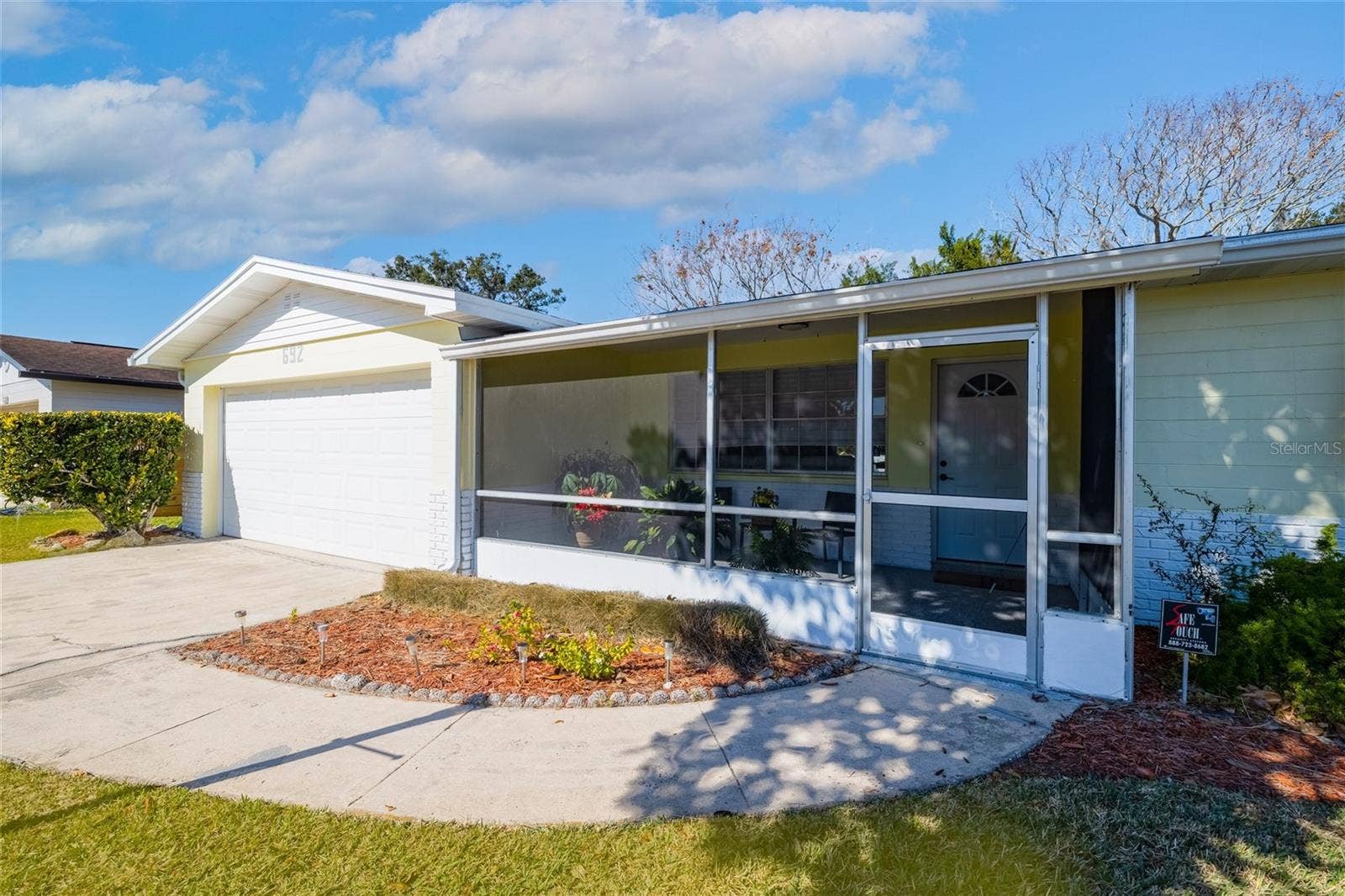 692 GASLIGHT DRIVE, South Daytona, FL 32119