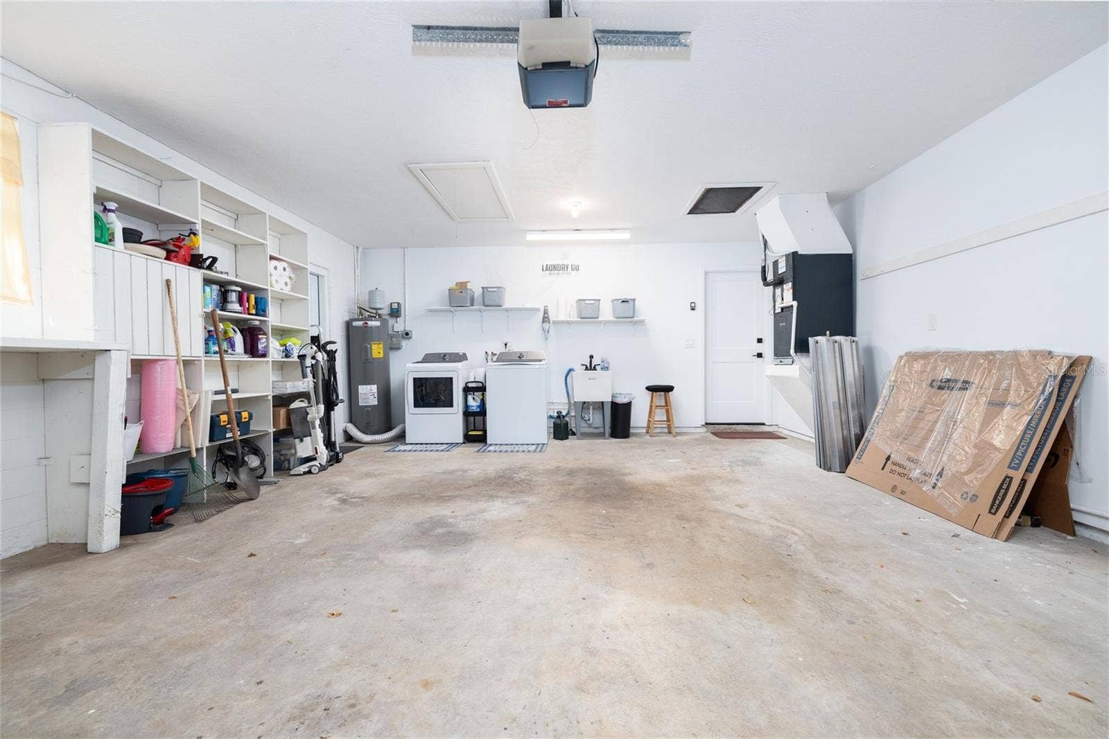 692 GASLIGHT DRIVE, South Daytona, FL 32119