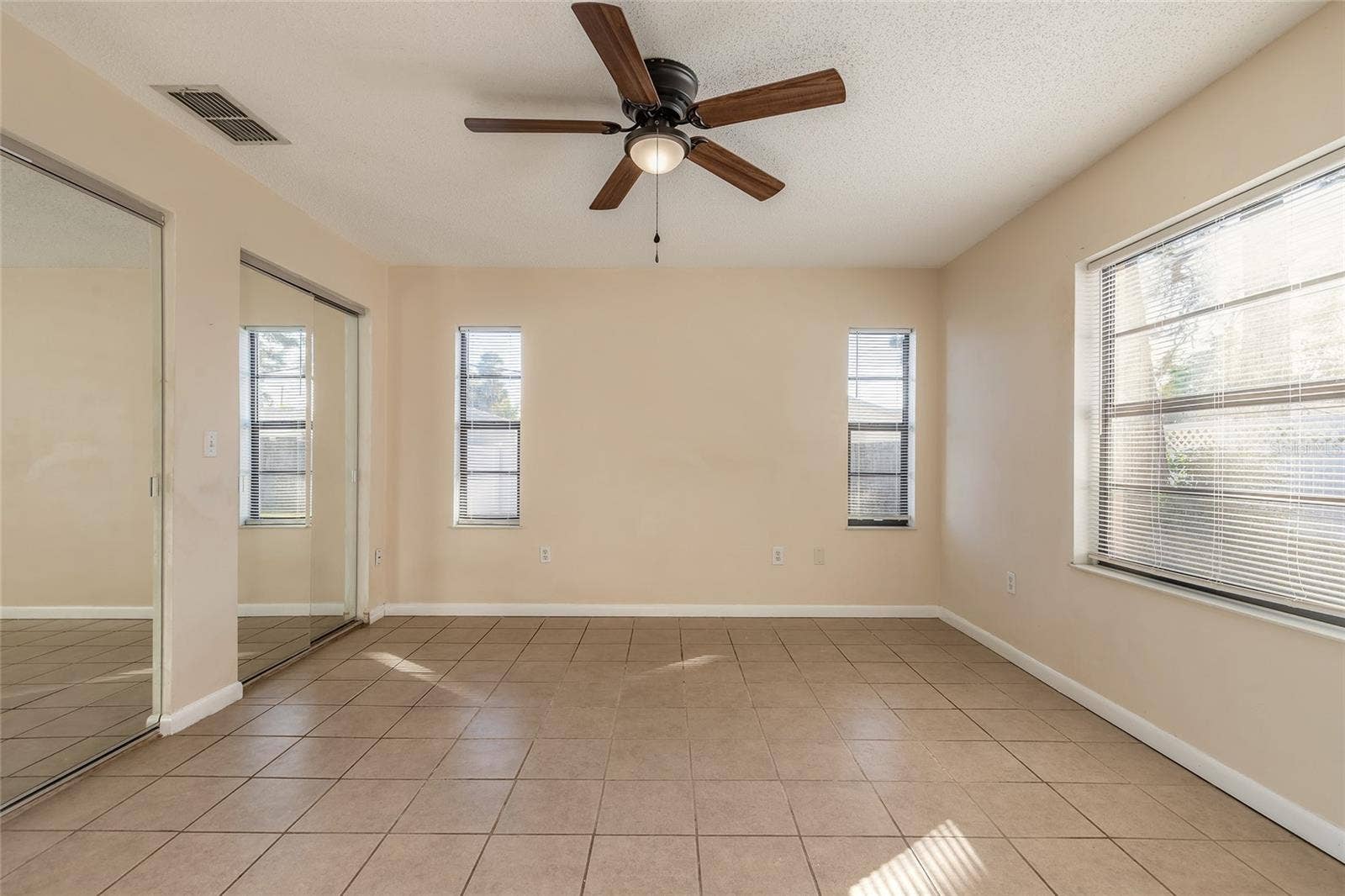 1210 MELLISA DRIVE, Port Orange, FL 32129 1210 MELLISA DRIVE, Port Orange, FL 32129