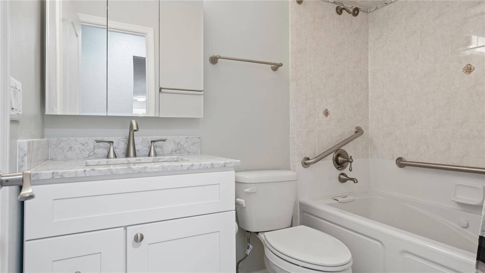 1968 RED CEDAR CIRCLE, South Daytona, FL 32119