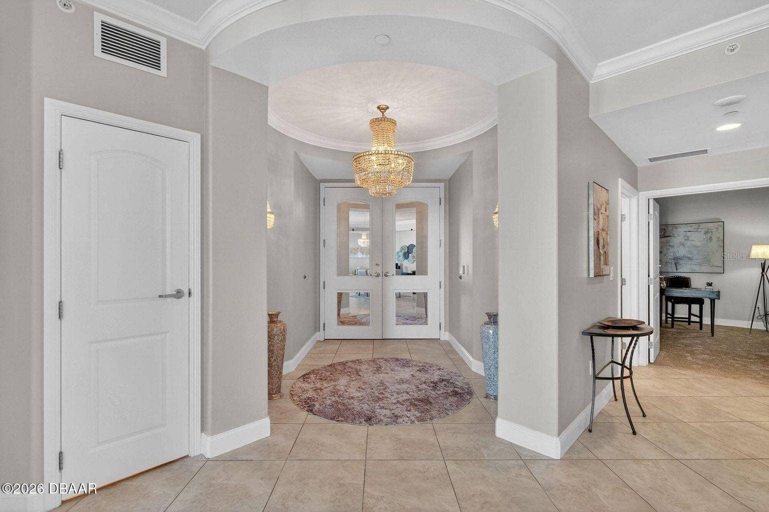 Double door Entry with Rotunda