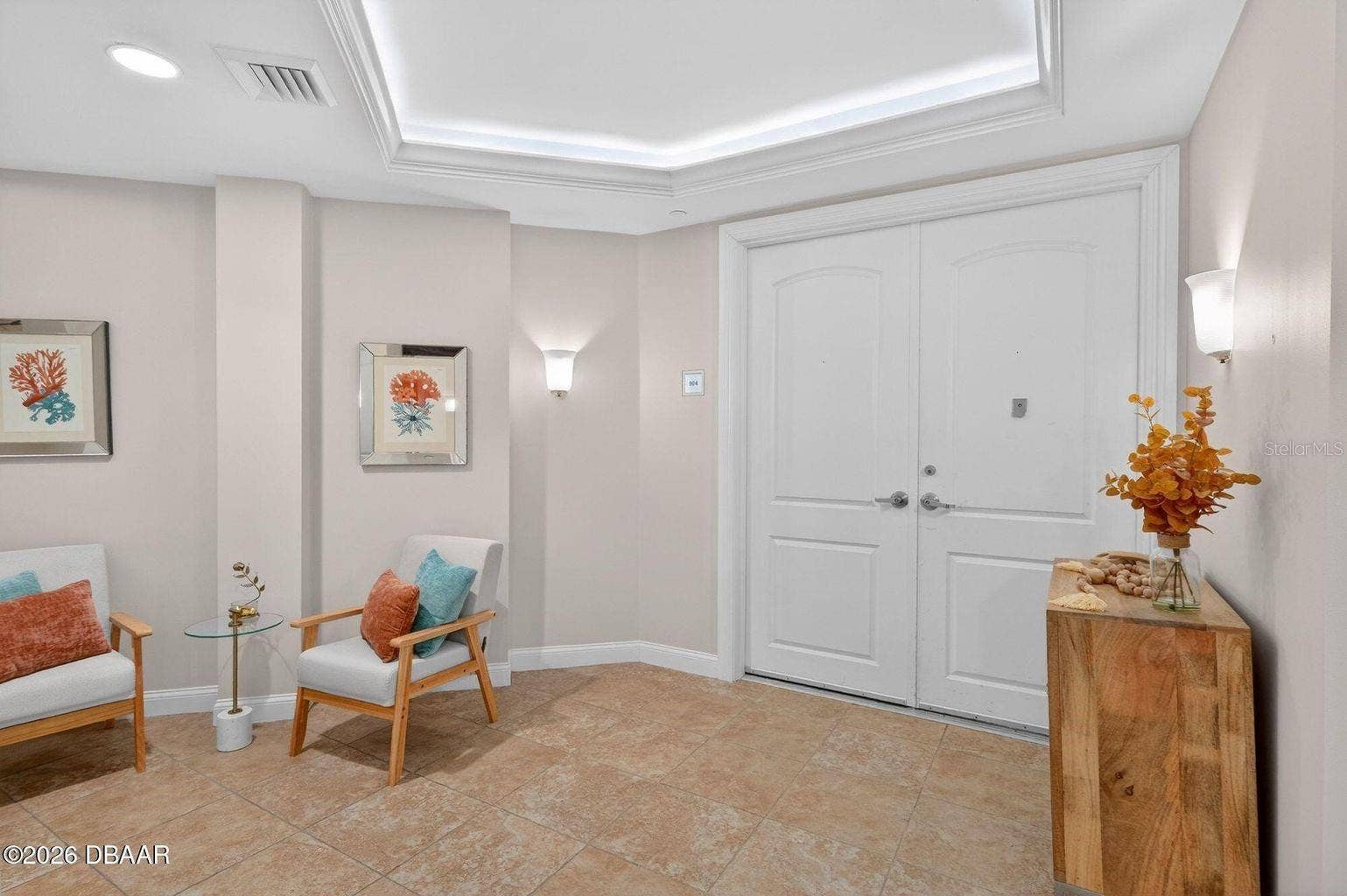 Entry from Building HallYou decorate your entry