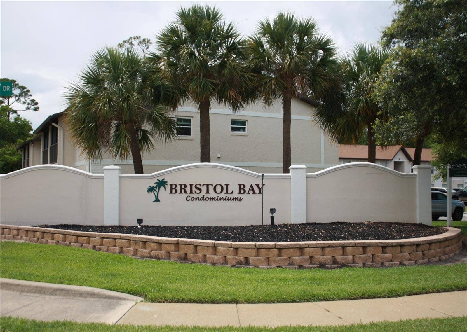 417 BANANA CAY DRIVE, #J, South Daytona, FL 32119