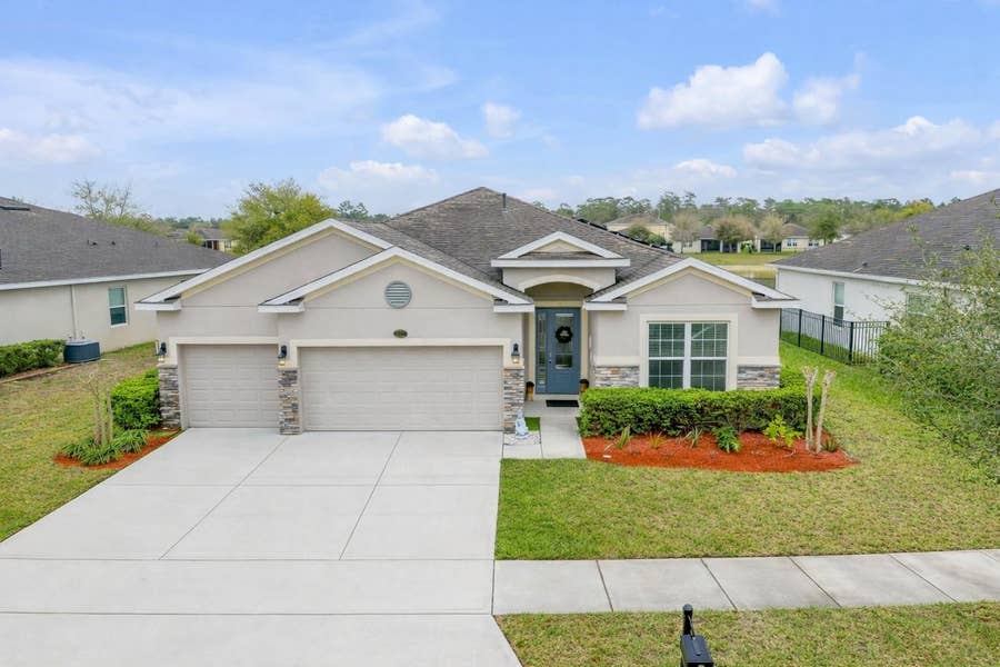 Property photo for 637 BLUEHEARTS TRAIL, Deland, FL