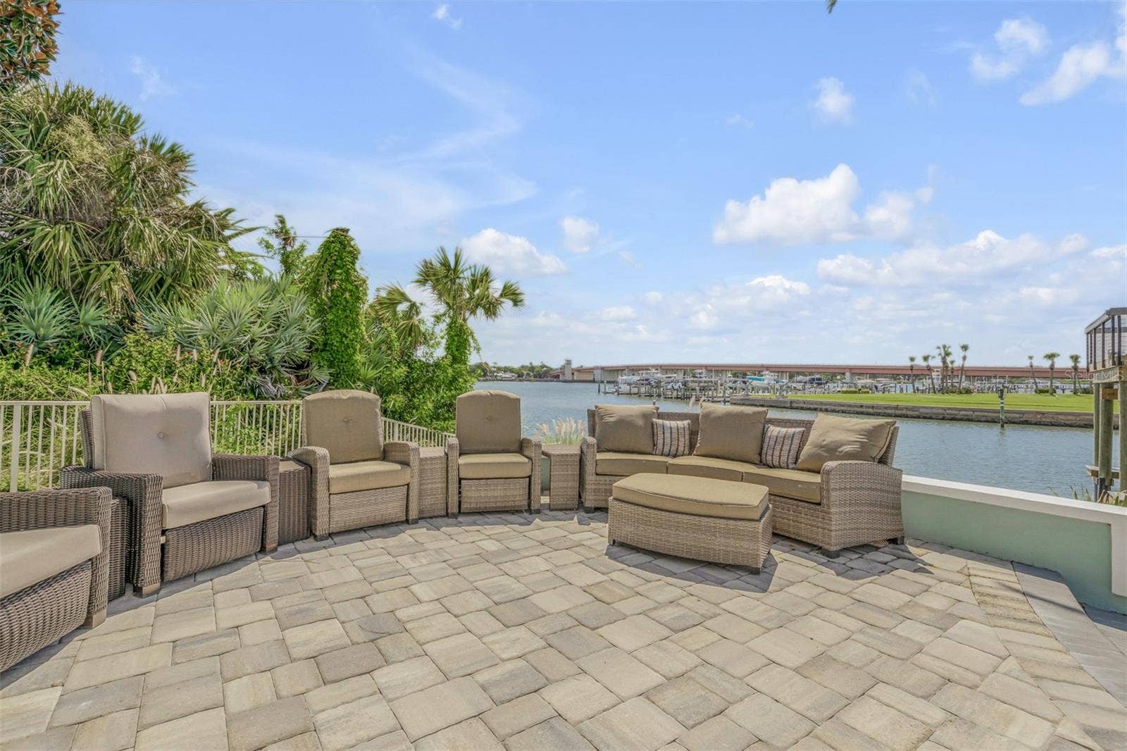 444 QUAY ASSISI COURT, New Smyrna Beach, FL 32169 444 QUAY ASSISI COURT, New Smyrna Beach, FL 32169