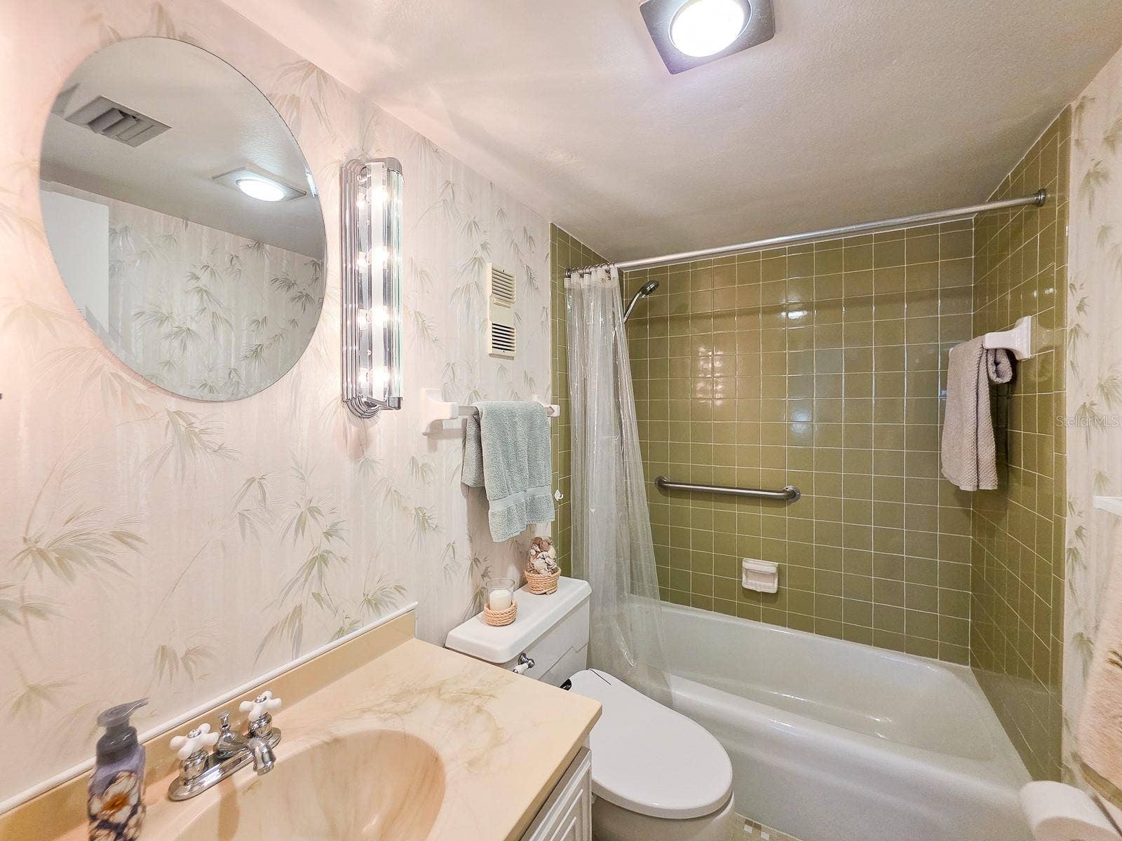 3606 S PENINSULA DRIVE, #605, Port Orange, FL 32127 3606 S PENINSULA DRIVE, #605, Port Orange, FL 32127