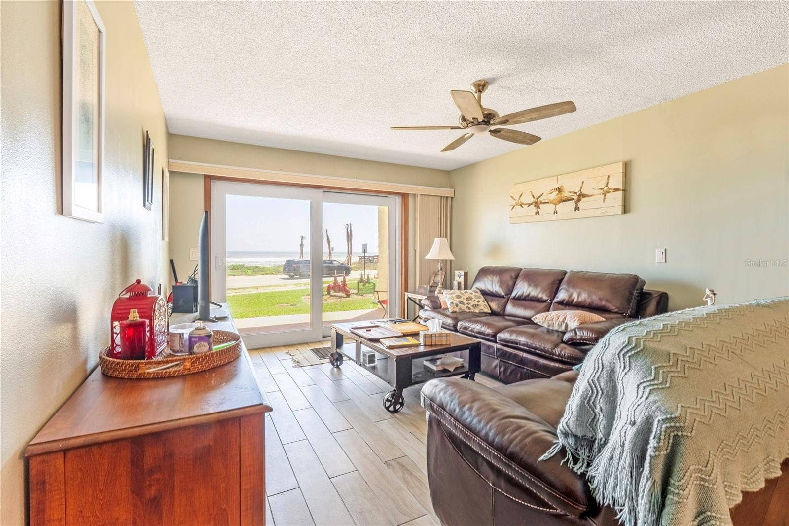 2222 OCEAN SHORE BOULEVARD, #102B, Ormond Beach, FL 32176 2222 OCEAN SHORE BOULEVARD, #102B, Ormond Beach, FL 32176