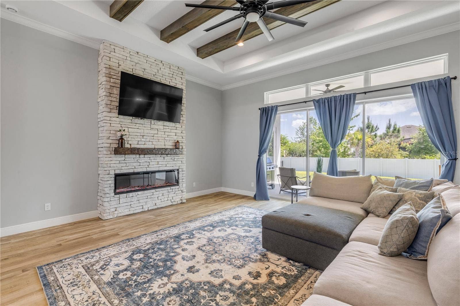3055 ISOLA BELLA BOULEVARD, Mount Dora, FL 32757 3055 ISOLA BELLA BOULEVARD, Mount Dora, FL 32757