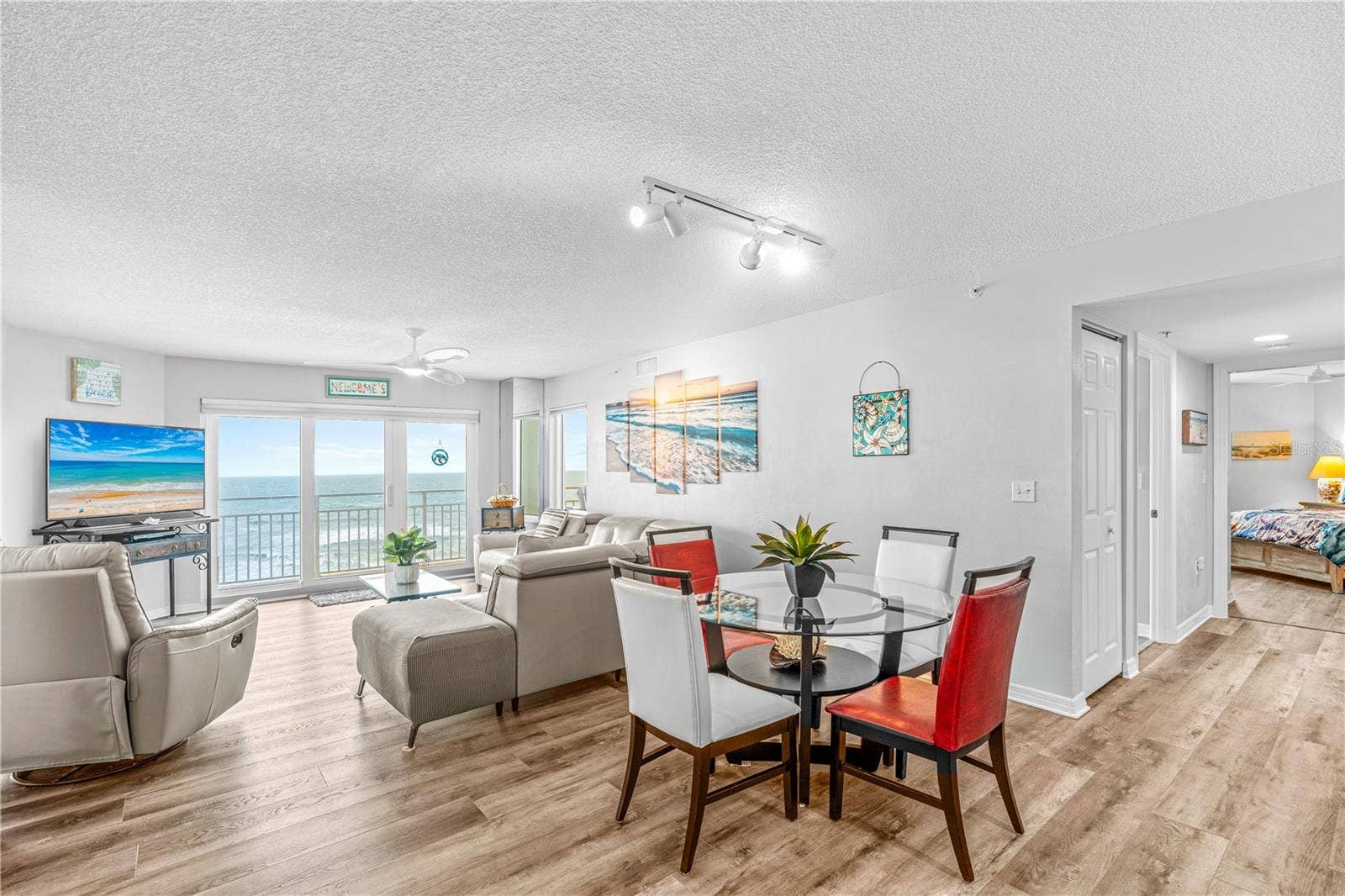 2967 S ATLANTIC AVENUE, #903, Daytona Beach Shores, FL 32118 Dining/Living