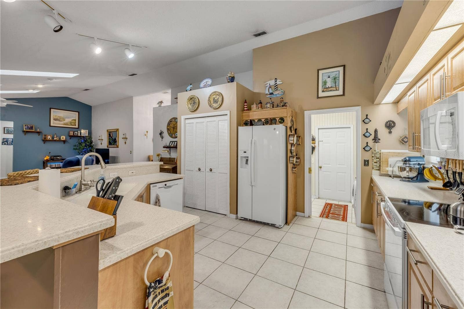 107 MUIRFIELD DRIVE, Daytona Beach, FL 32114 107 MUIRFIELD DRIVE, Daytona Beach, FL 32114