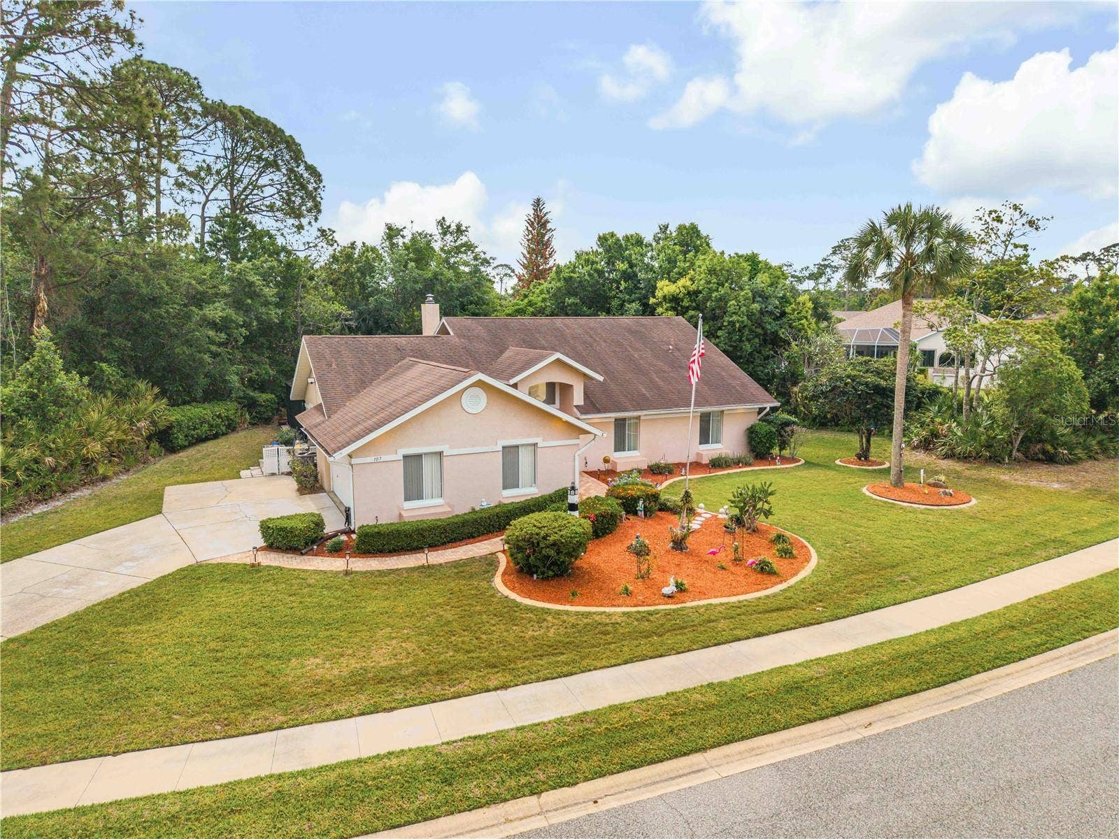107 MUIRFIELD DRIVE, Daytona Beach, FL 32114 107 MUIRFIELD DRIVE, Daytona Beach, FL 32114