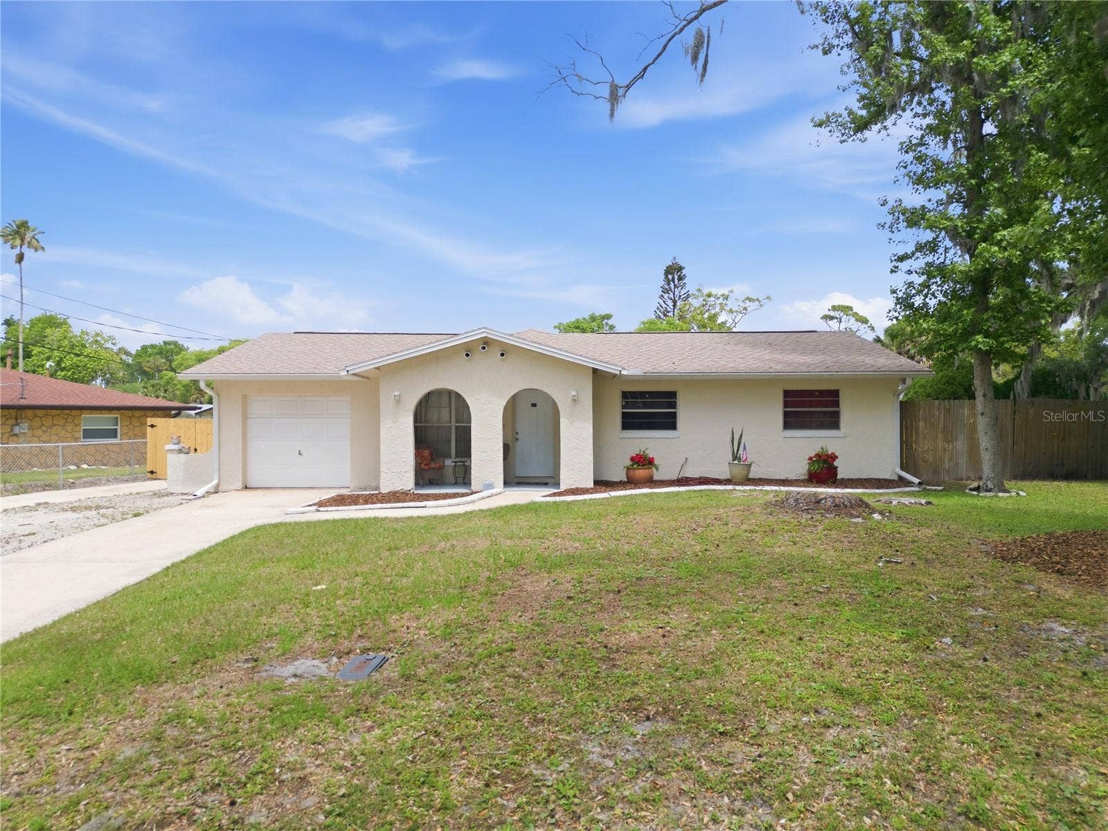 2861 W OAK LEA DRIVE, South Daytona, FL 32119 Front