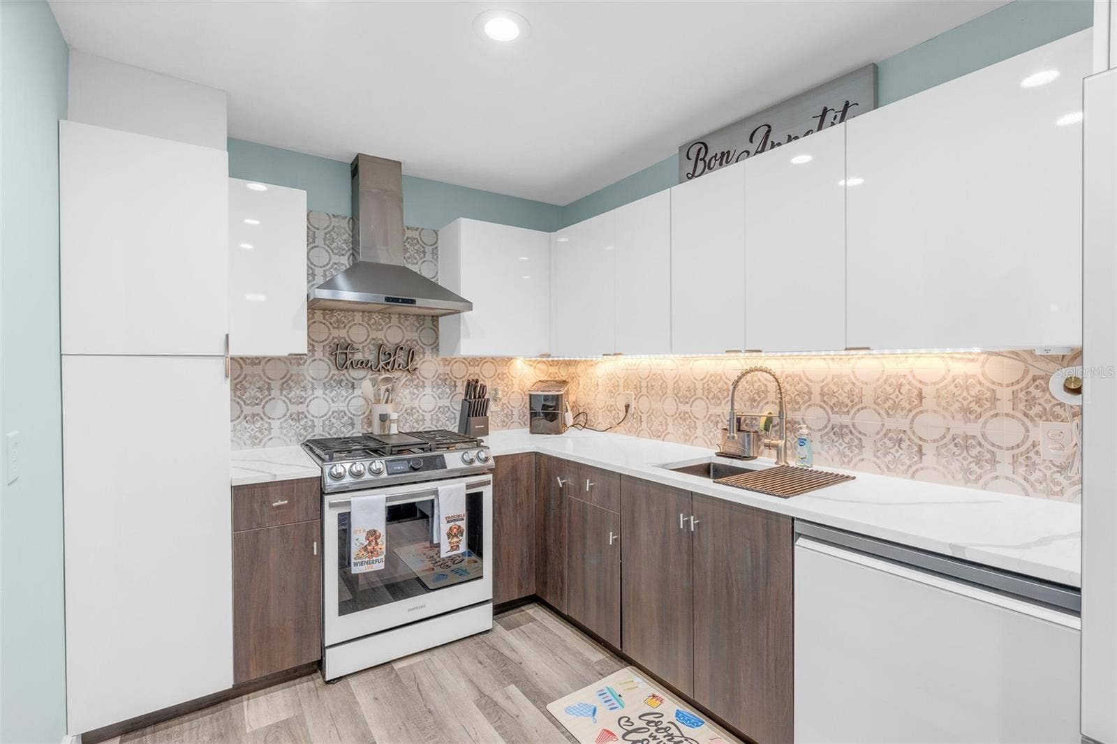 2824 OAK LEA DRIVE, South Daytona, FL 32119
