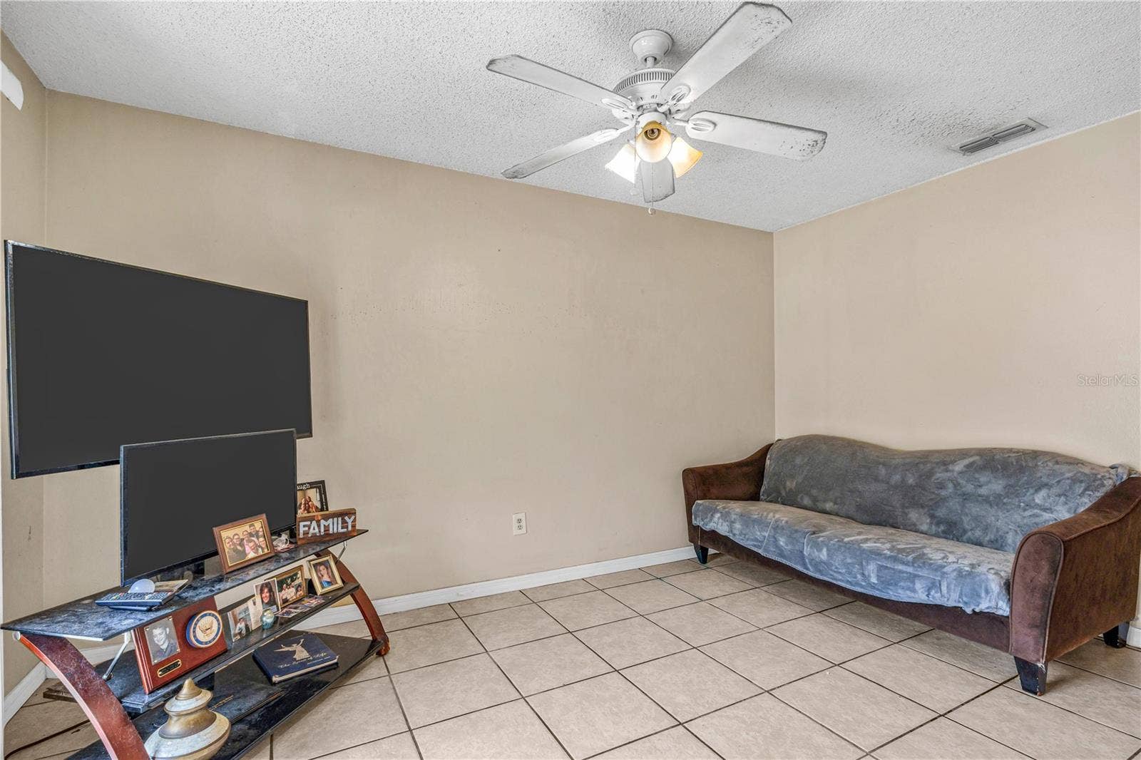 428 BANANA CAY DRIVE, #A, South Daytona, FL 32119