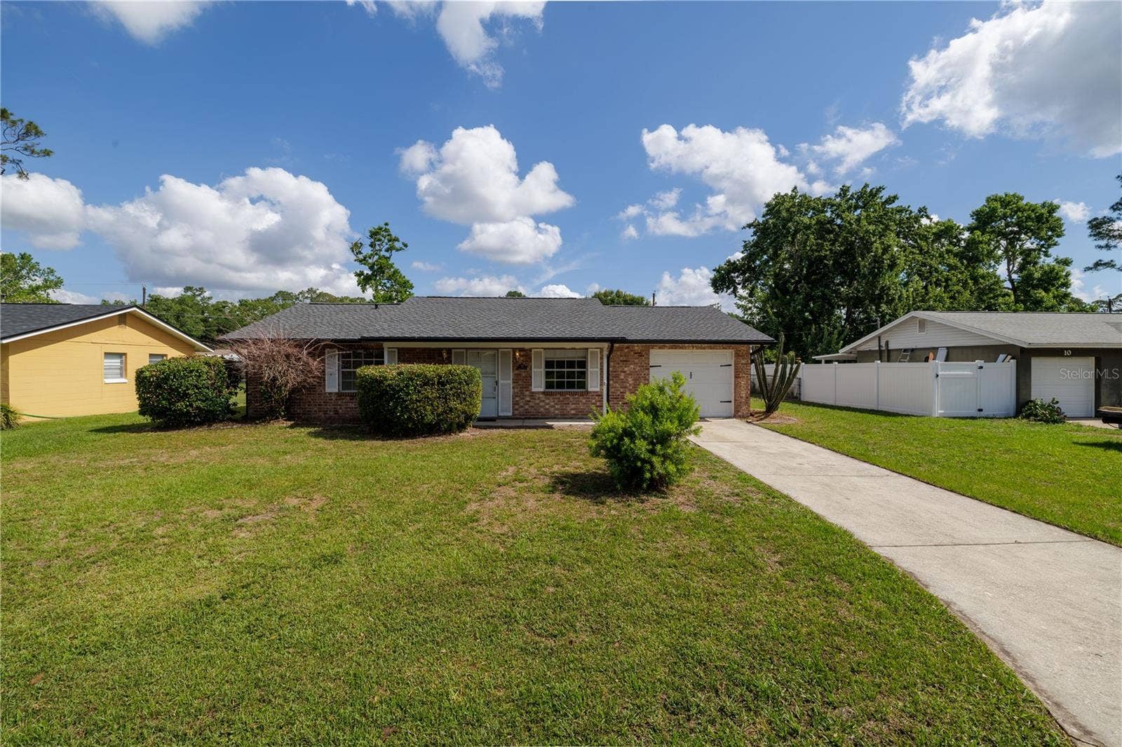 12 AZALEA DRIVE, Daytona Beach, FL 32124 Street View