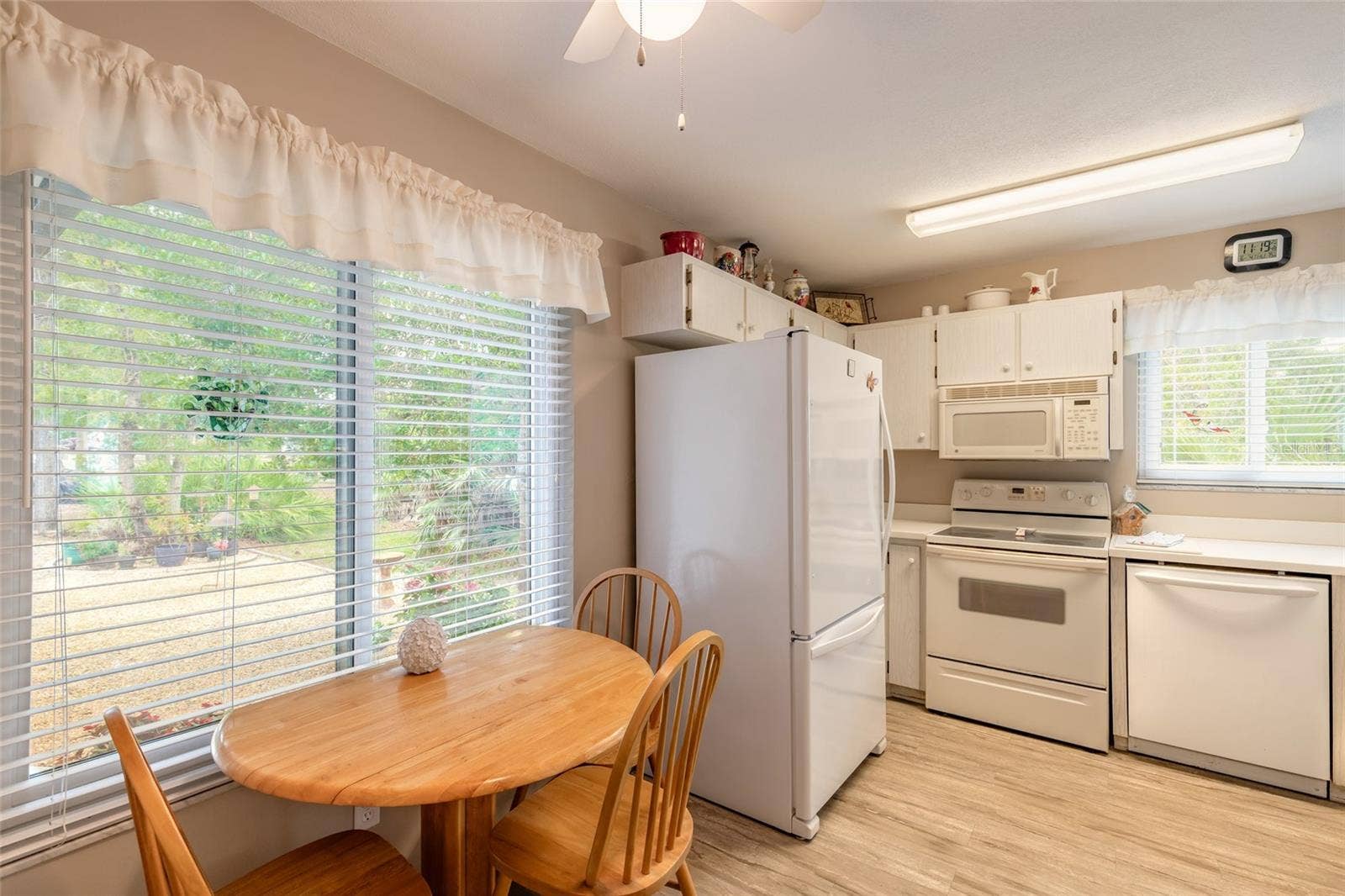 160 MAGNOLIA LOOP, Port Orange, FL 32128 160 MAGNOLIA LOOP, Port Orange, FL 32128