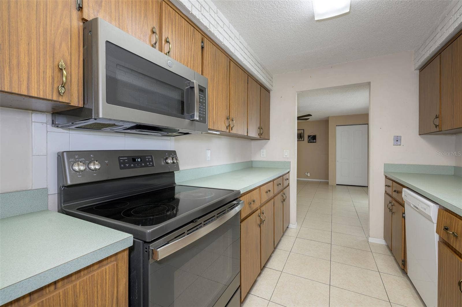 110 CAMBRIDGE DRIVE, Port Orange, FL 32127 110 CAMBRIDGE DRIVE, Port Orange, FL 32127