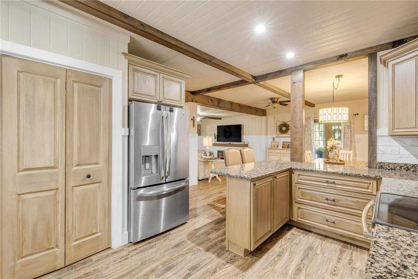 2195 W POINSETTIA DRIVE, Port Orange, FL 32128 2195 W POINSETTIA DRIVE, Port Orange, FL 32128