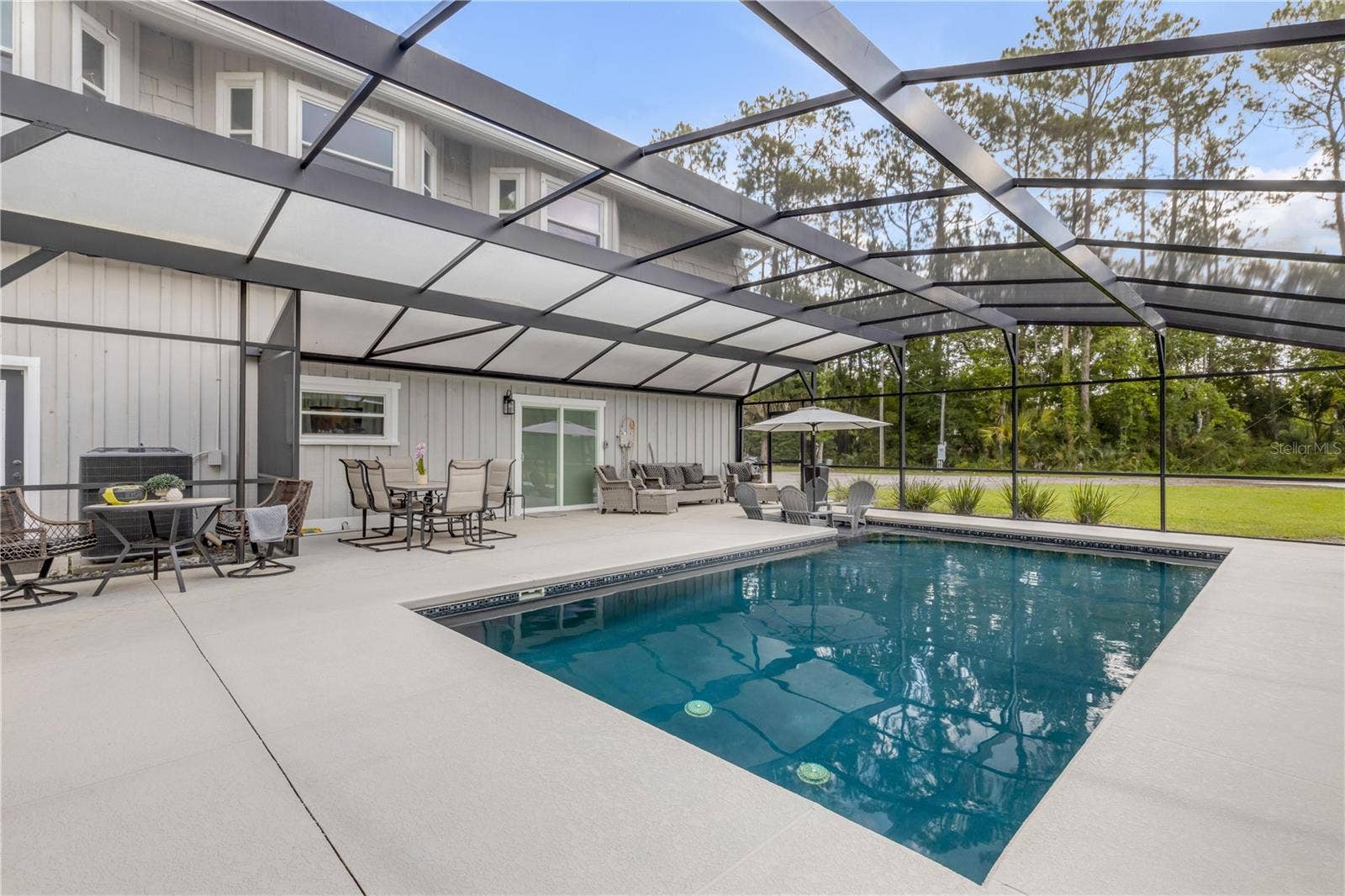 2195 W POINSETTIA DRIVE, Port Orange, FL 32128 2195 W POINSETTIA DRIVE, Port Orange, FL 32128