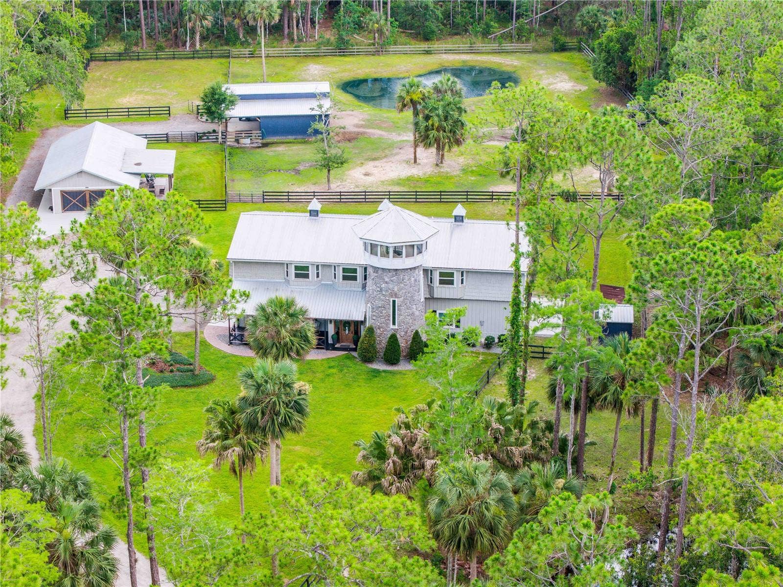 2195 W POINSETTIA DRIVE, Port Orange, FL 32128 2195 W POINSETTIA DRIVE, Port Orange, FL 32128