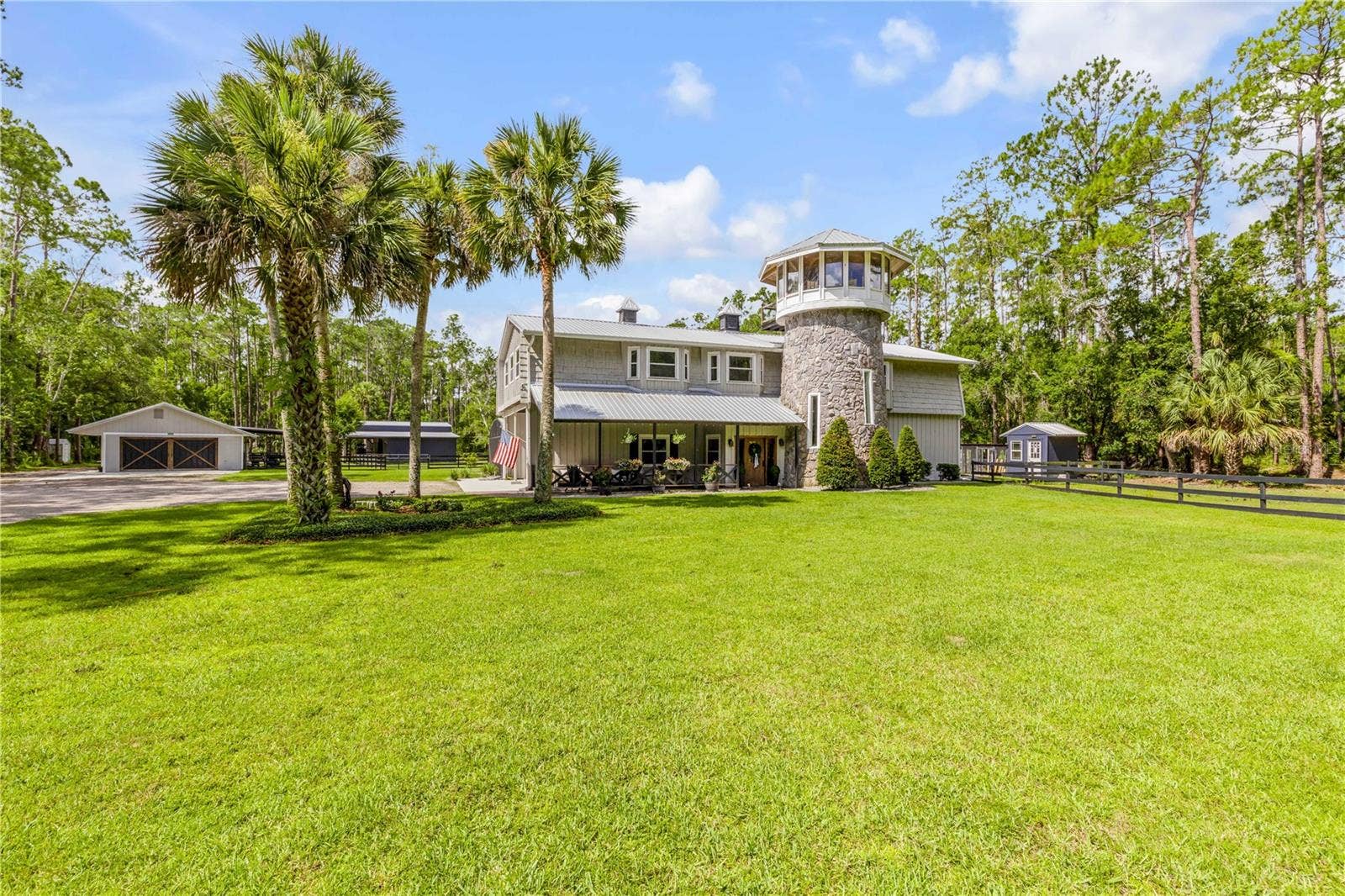 2195 W POINSETTIA DRIVE, Port Orange, FL 32128 2195 W POINSETTIA DRIVE, Port Orange, FL 32128