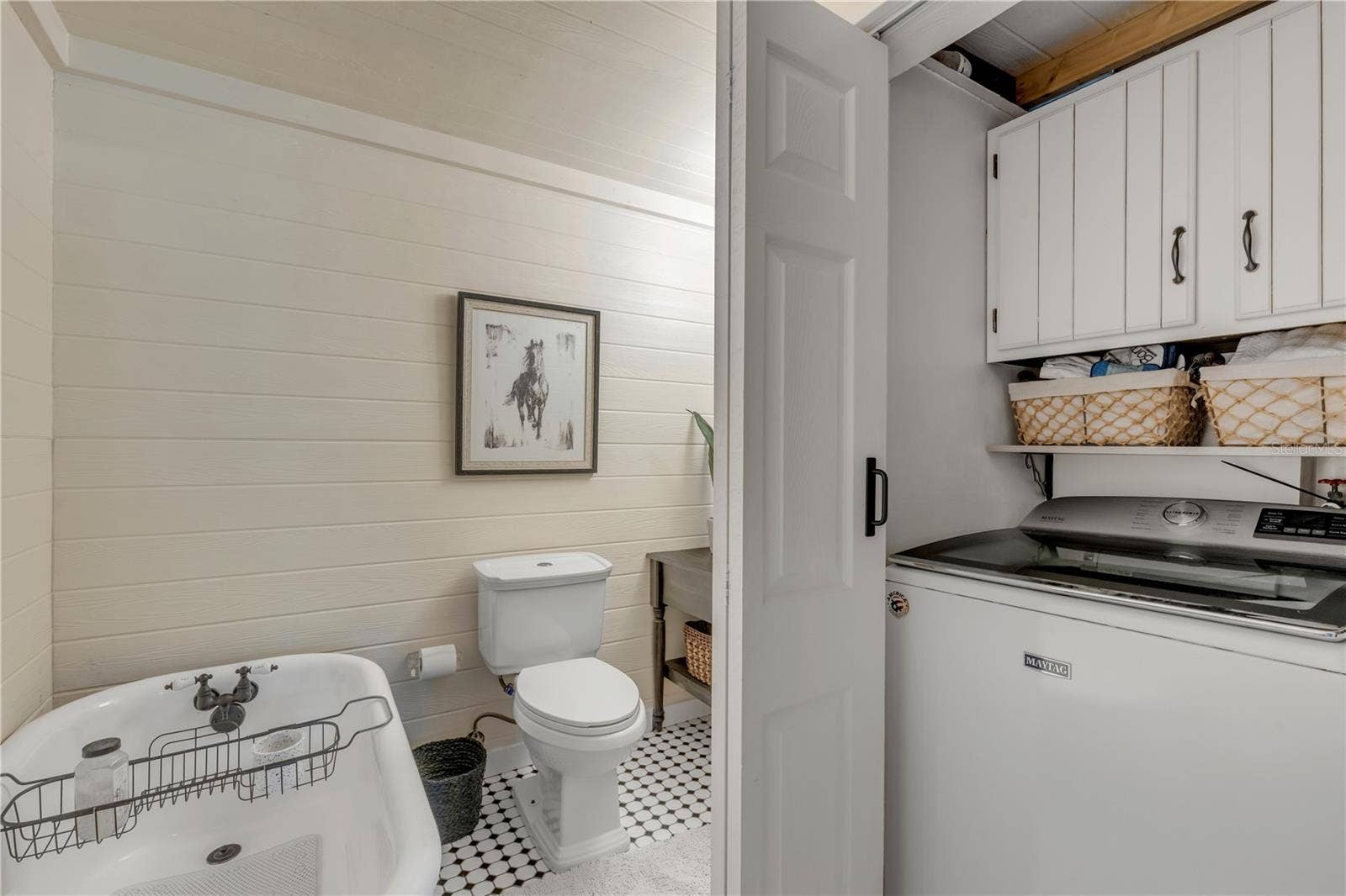 2195 W POINSETTIA DRIVE, Port Orange, FL 32128 Upstairs Guest Bathroom