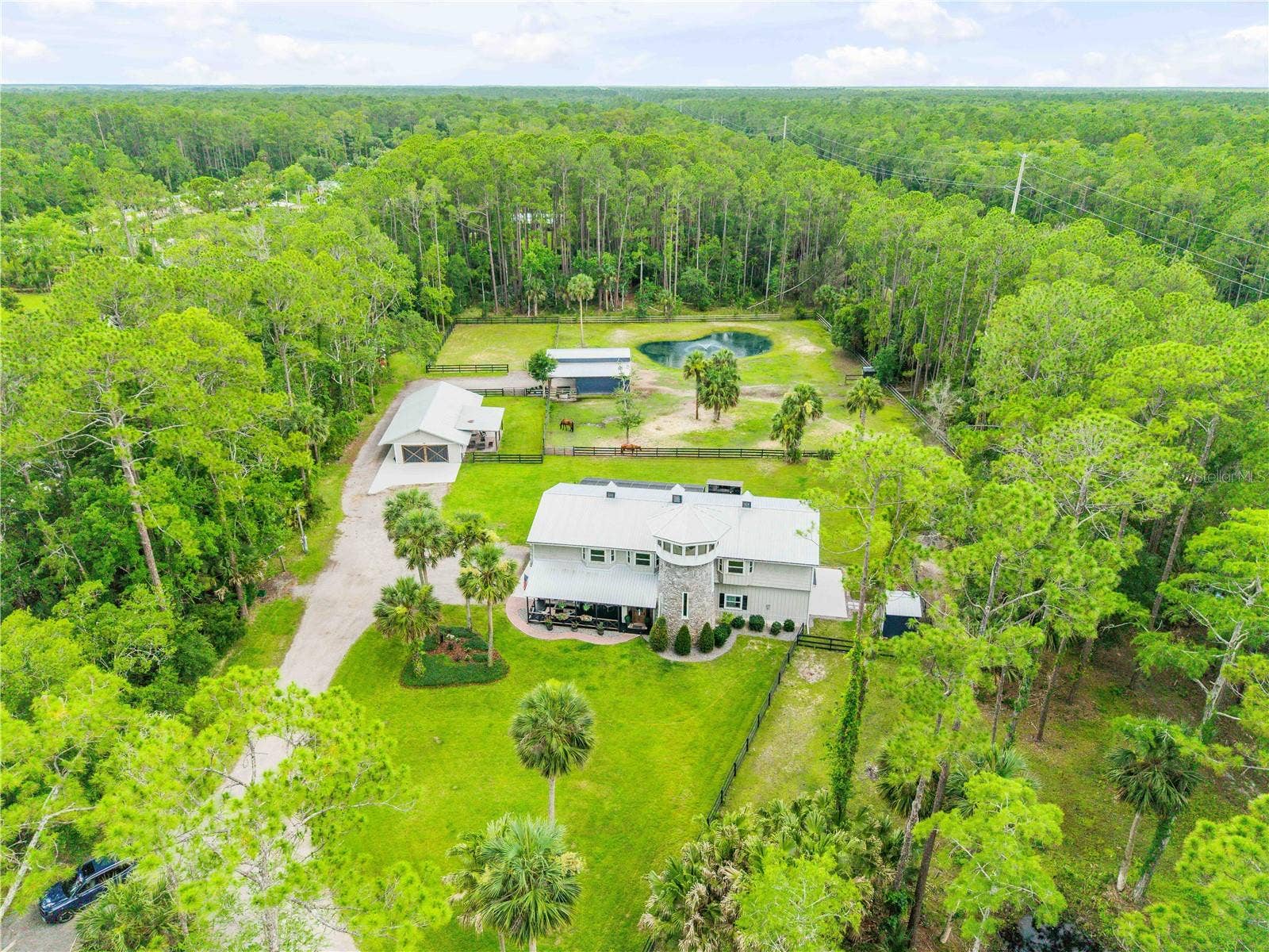 2195 W POINSETTIA DRIVE, Port Orange, FL 32128 2195 W POINSETTIA DRIVE, Port Orange, FL 32128