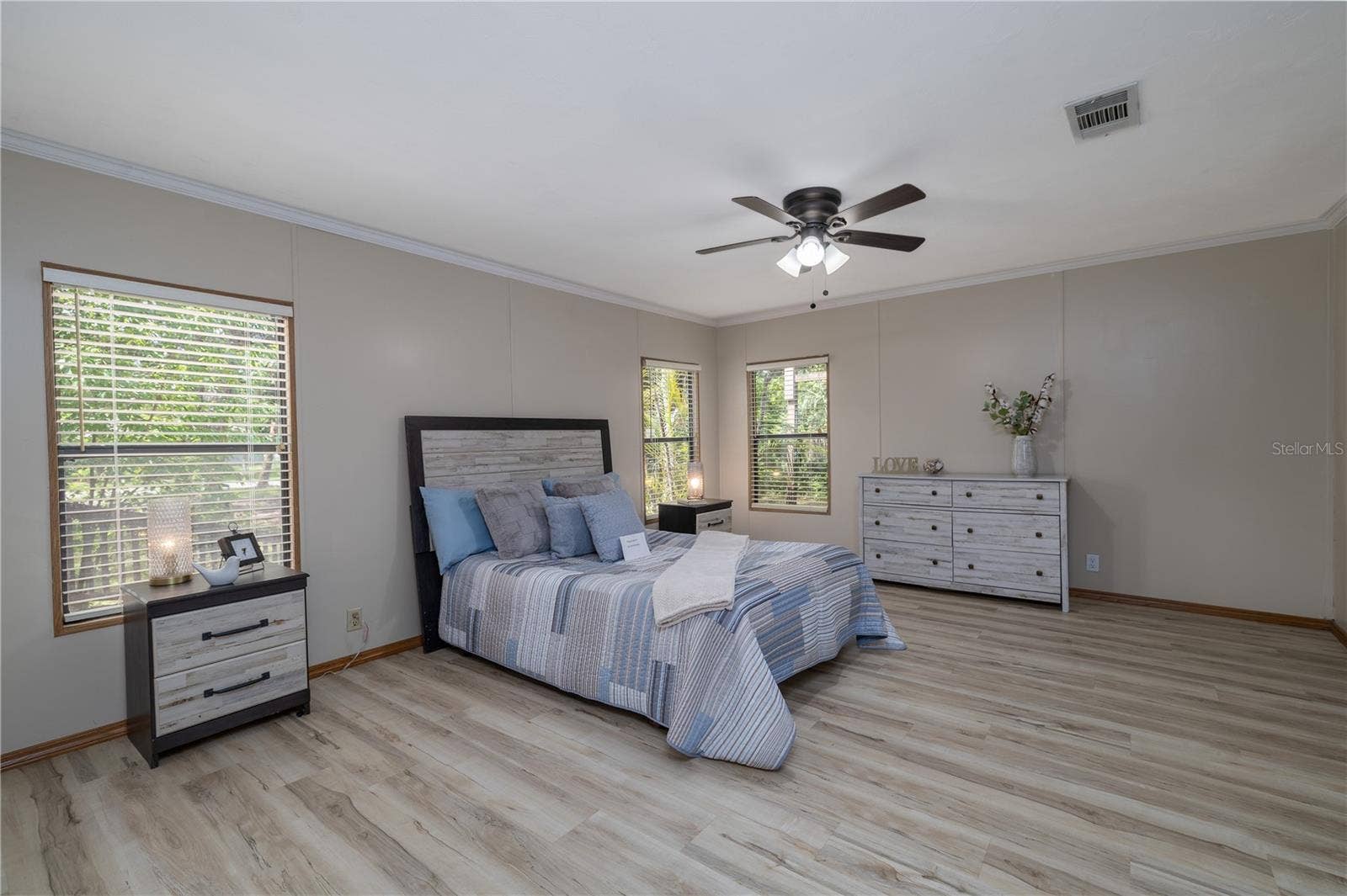 557 NEWTON ROAD, Port Orange, FL 32127 557 NEWTON ROAD, Port Orange, FL 32127