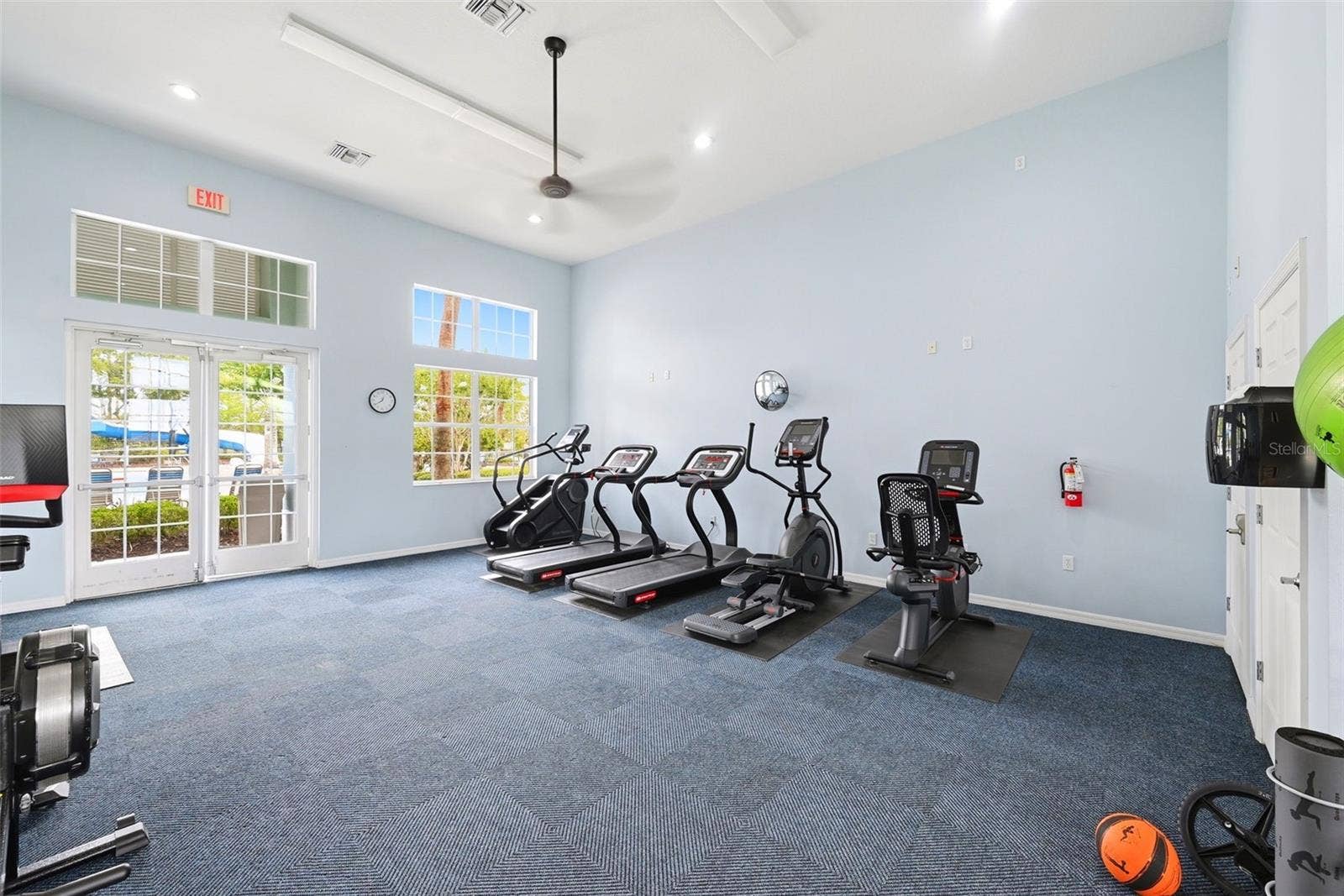 528 RAINBOW SPRINGS LOOP, Groveland, FL 34736