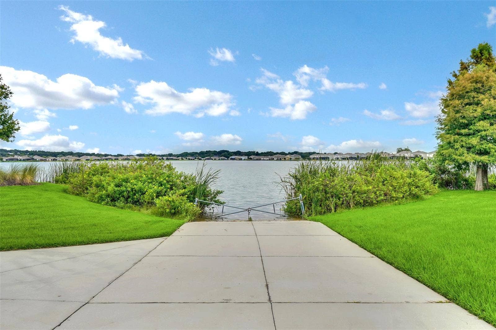 528 RAINBOW SPRINGS LOOP, Groveland, FL 34736