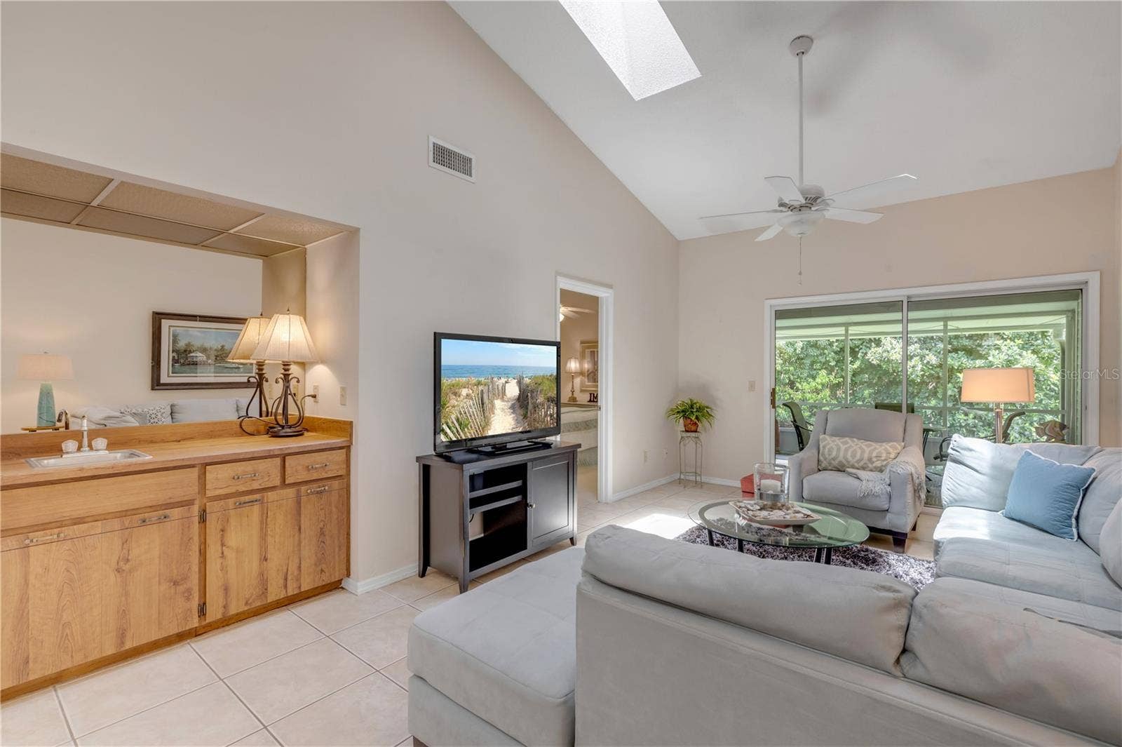 937 MEADOW VIEW DRIVE, #B, Port Orange, FL 32127 937 MEADOW VIEW DRIVE, #B, Port Orange, FL 32127
