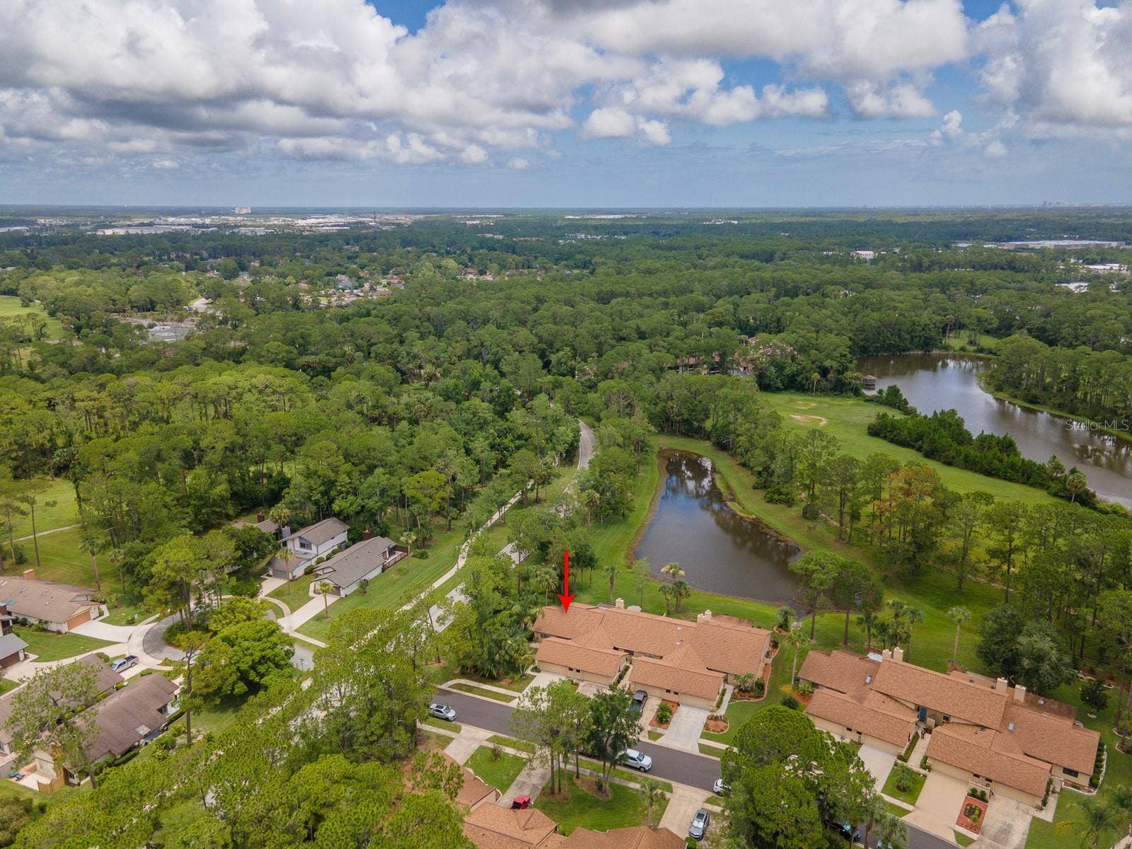 100 SEA PINES CIRCLE, Daytona Beach, FL 32114