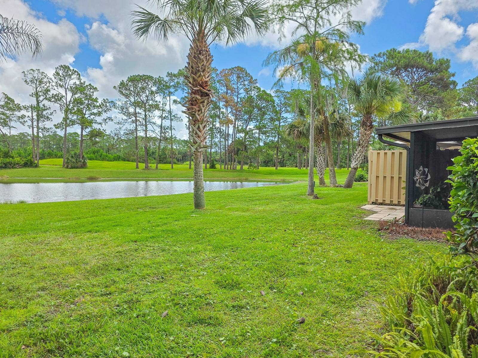 100 SEA PINES CIRCLE, Daytona Beach, FL 32114