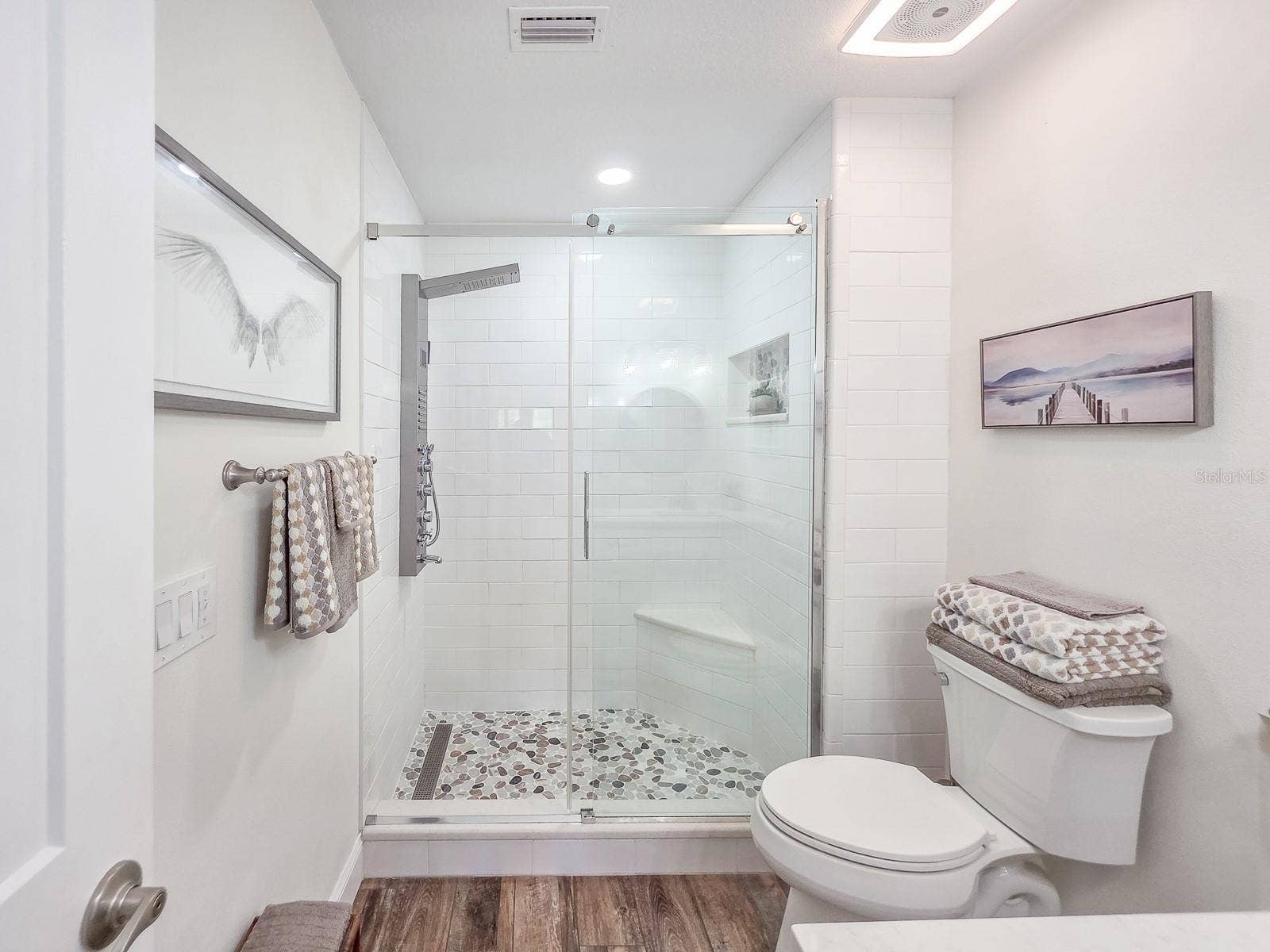 Primary En Suite Bathroom with luxury shower system